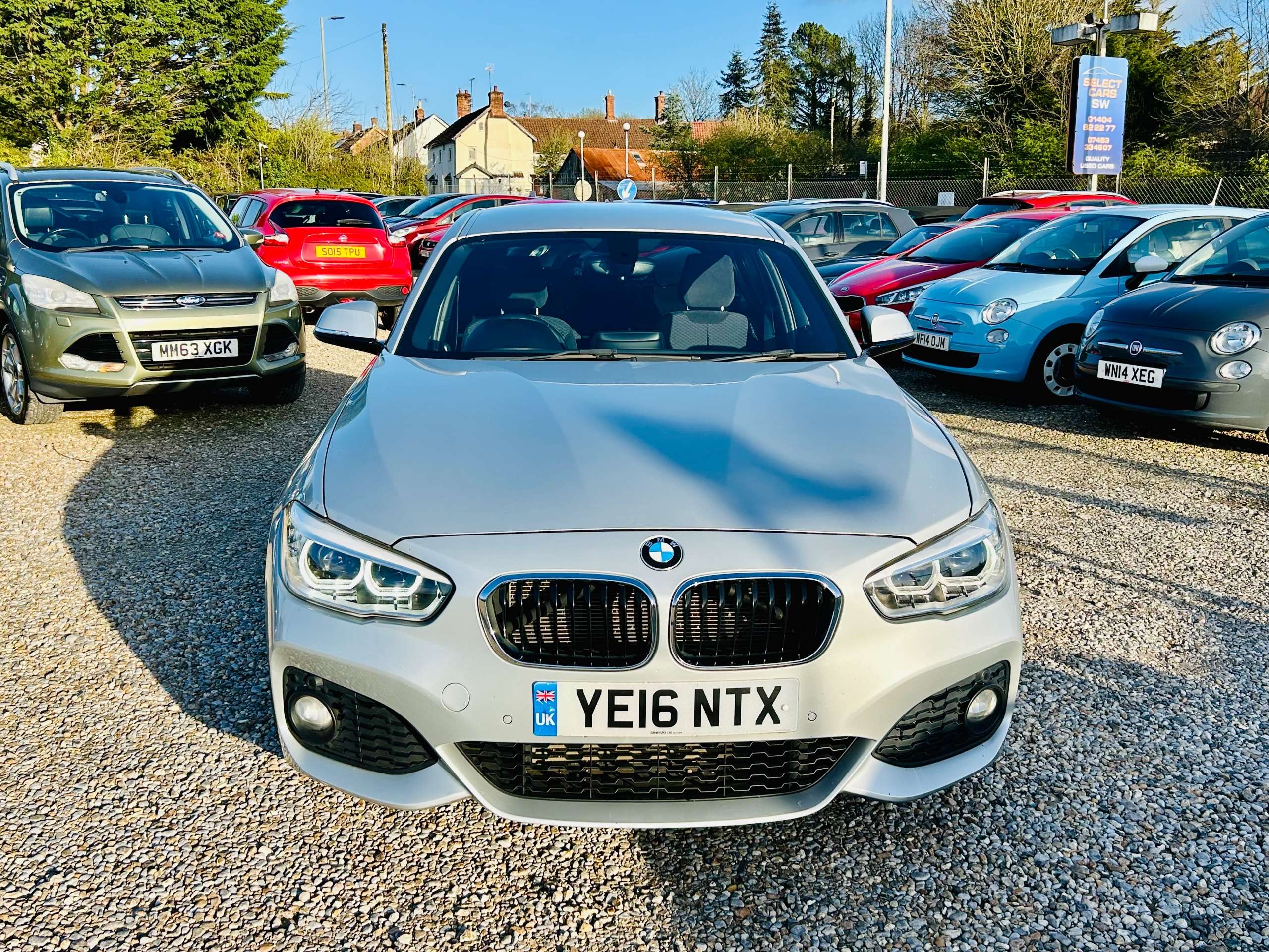 A 2016 BMW 1 SERIES 1.6 120i M Sport Hatchback 5dr Petrol Manual Euro 6 (s/s) (177 ps) A 2016 BMW 1 SERIES 1.6 120i M Sport Hatchback 5dr Petrol Manual Euro 6 (s/s) (177 ps)