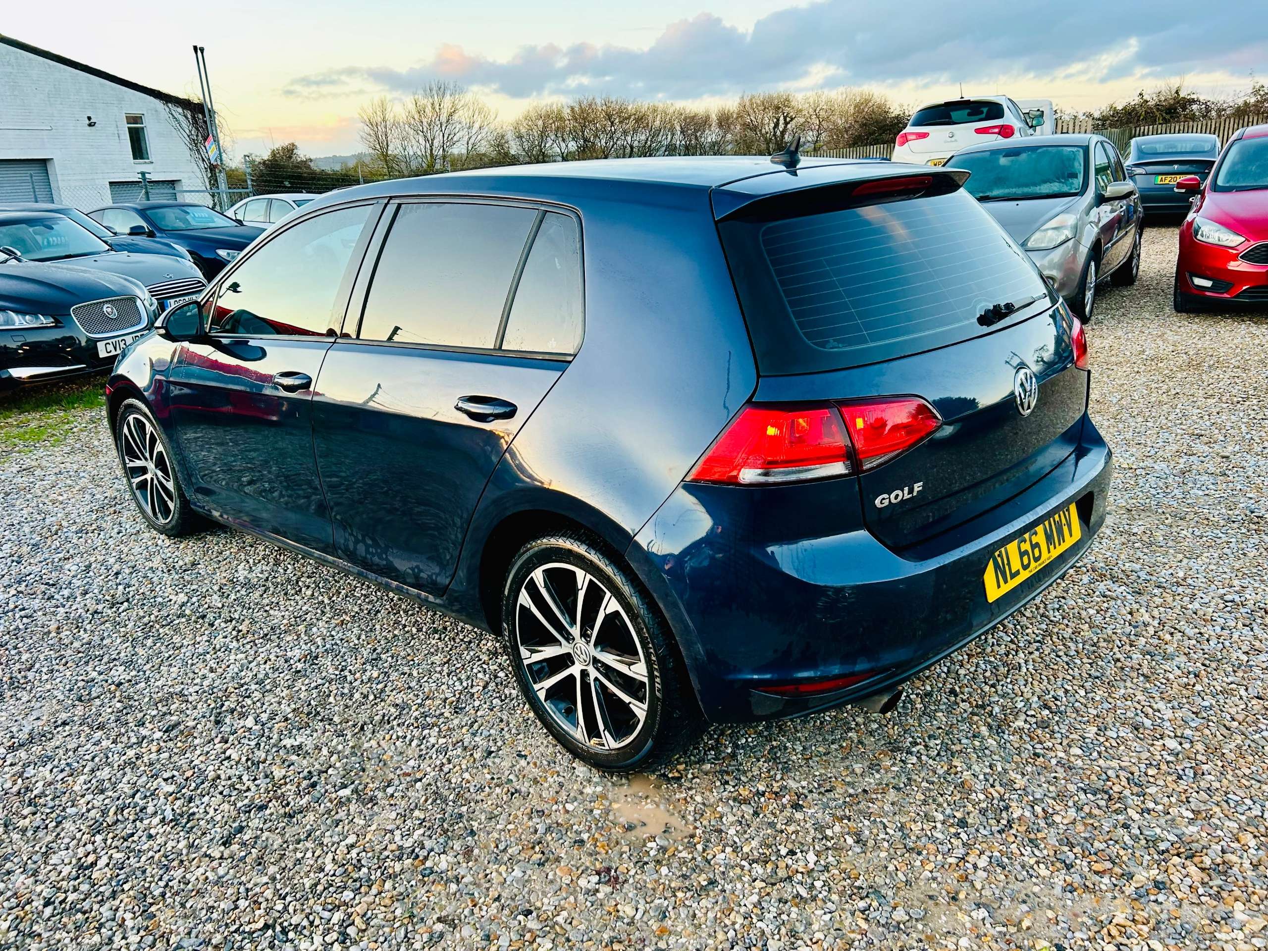 2016 VOLKSWAGEN GOLF 2016 VOLKSWAGEN GOLF