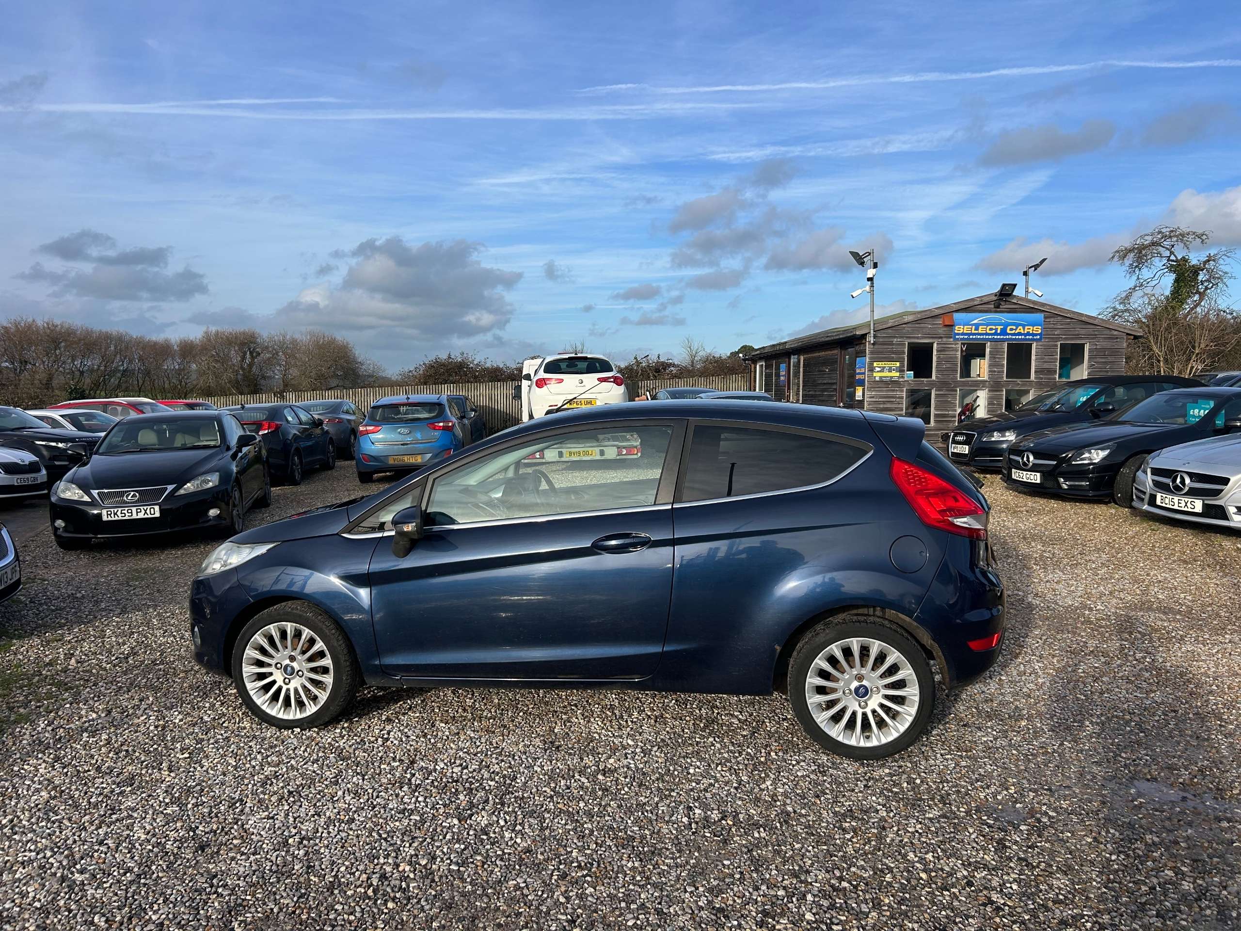 2011 FORD FIESTA 2011 FORD FIESTA