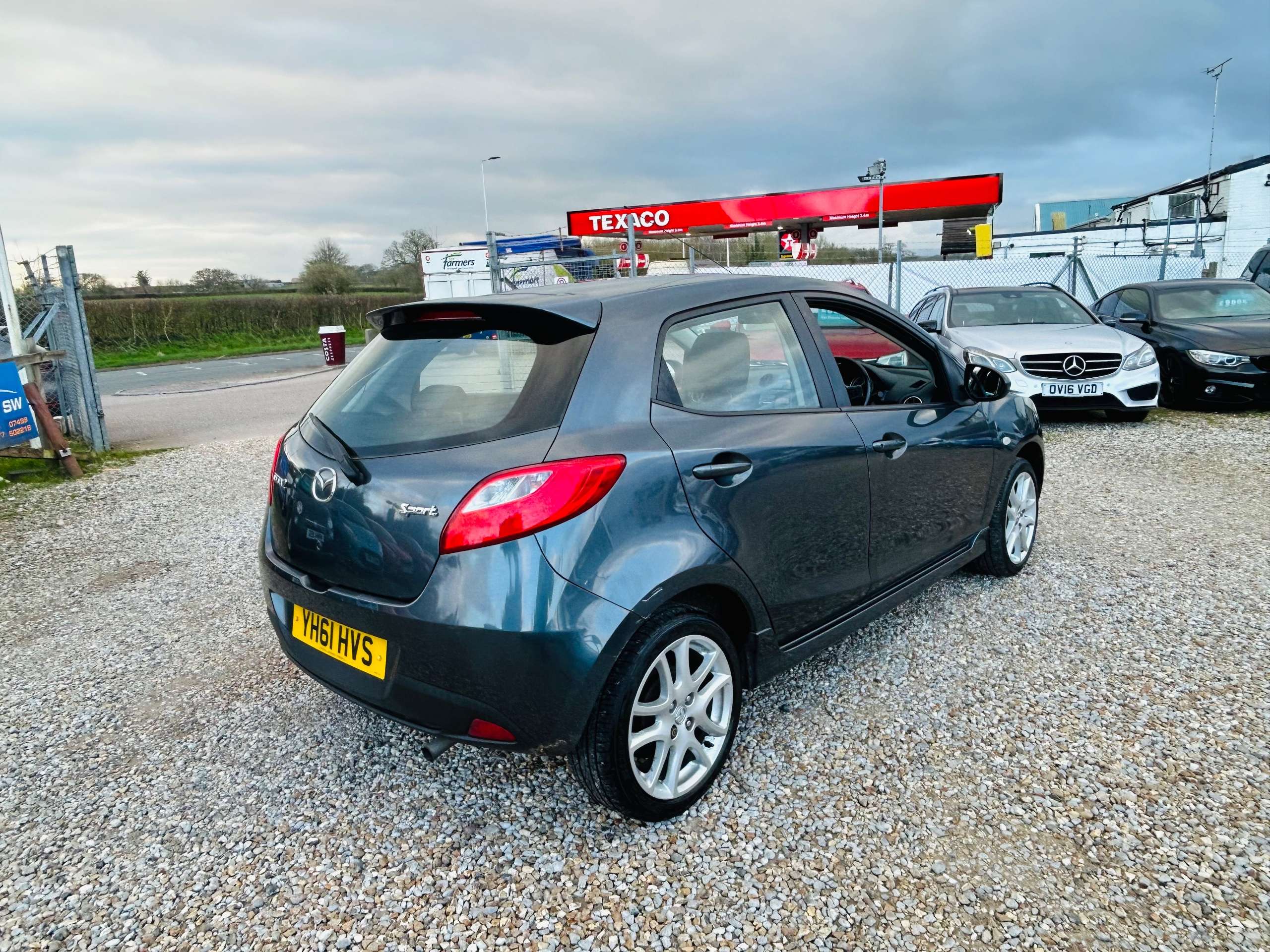 2011 MAZDA MAZDA2 2011 MAZDA MAZDA2