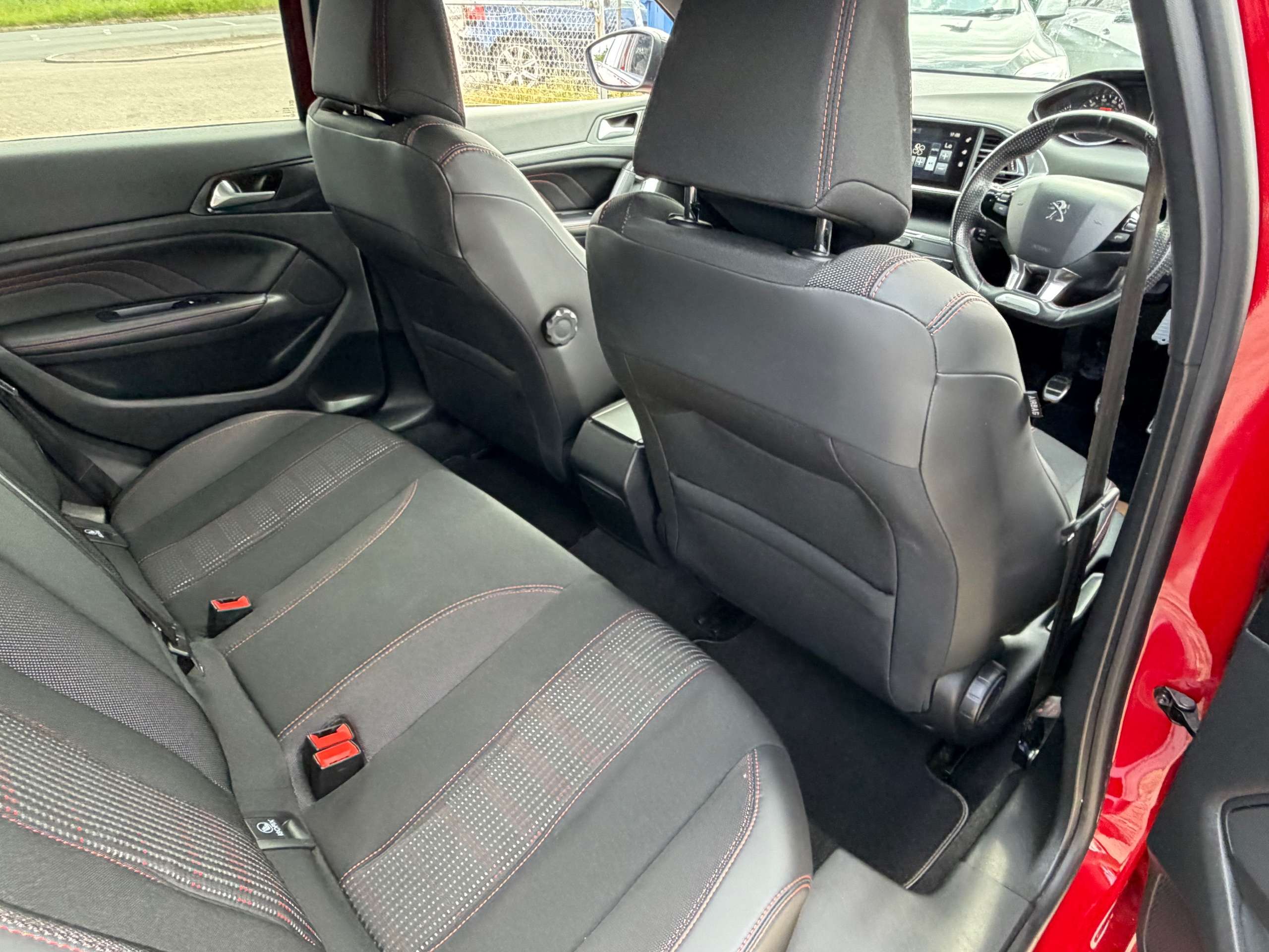 2017 PEUGEOT 308 2017 PEUGEOT 308