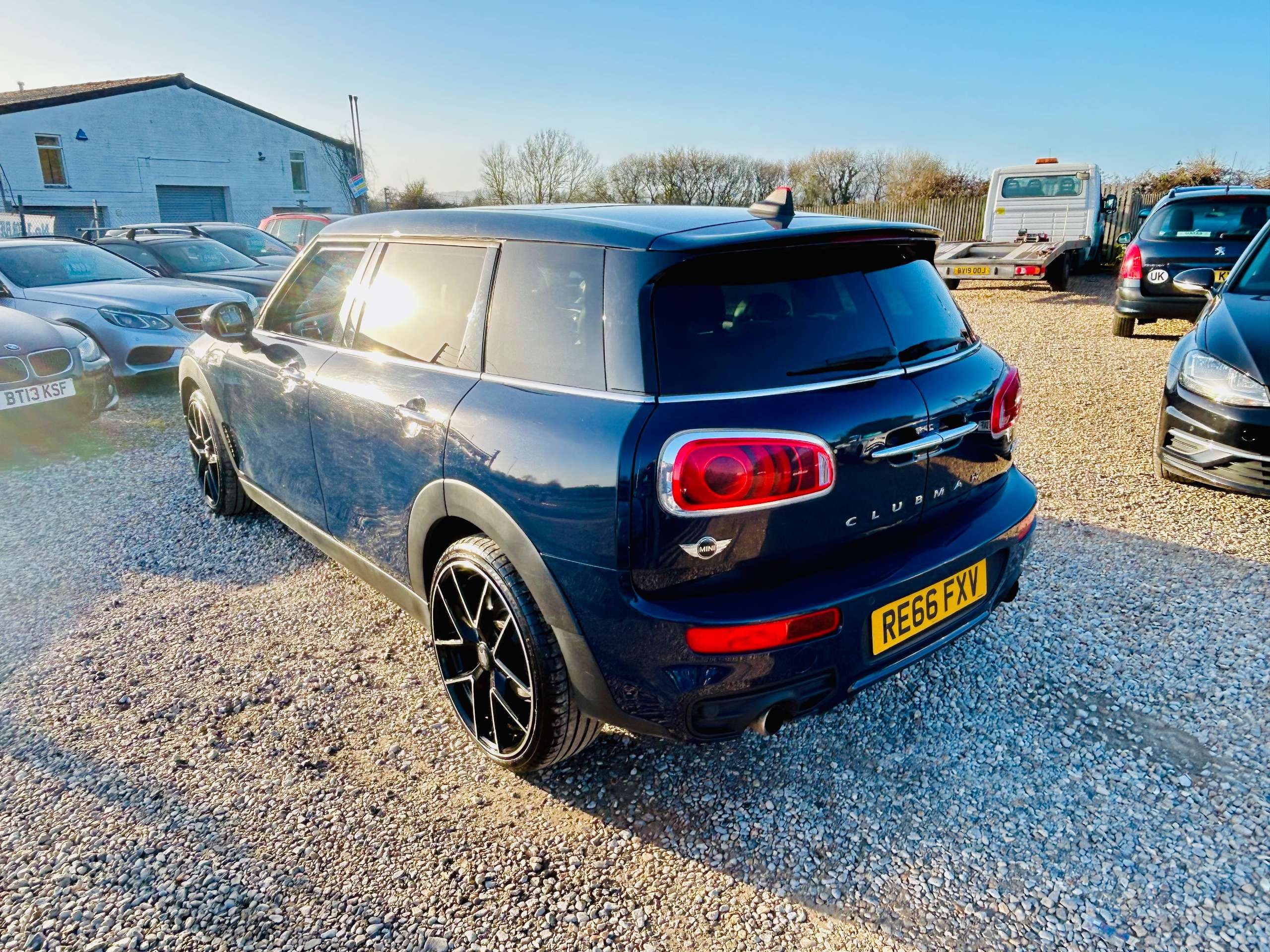 2016 MINI CLUBMAN 2016 MINI CLUBMAN