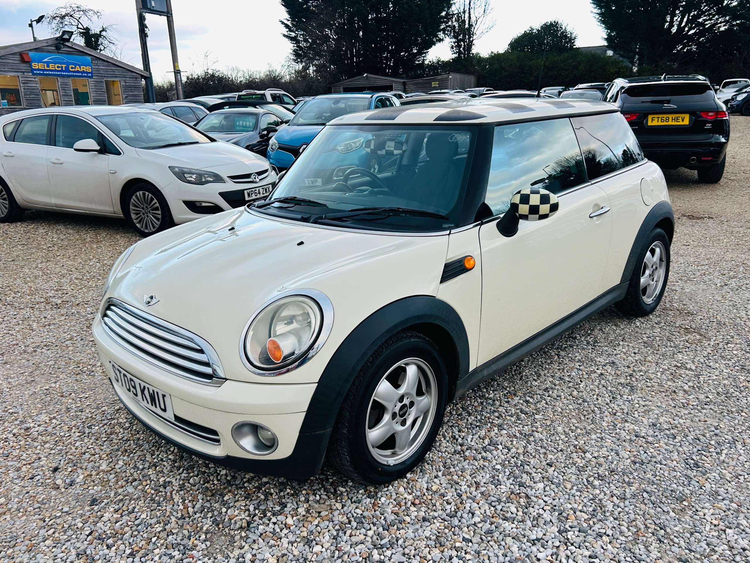 2009 MINI HATCH 2009 MINI HATCH