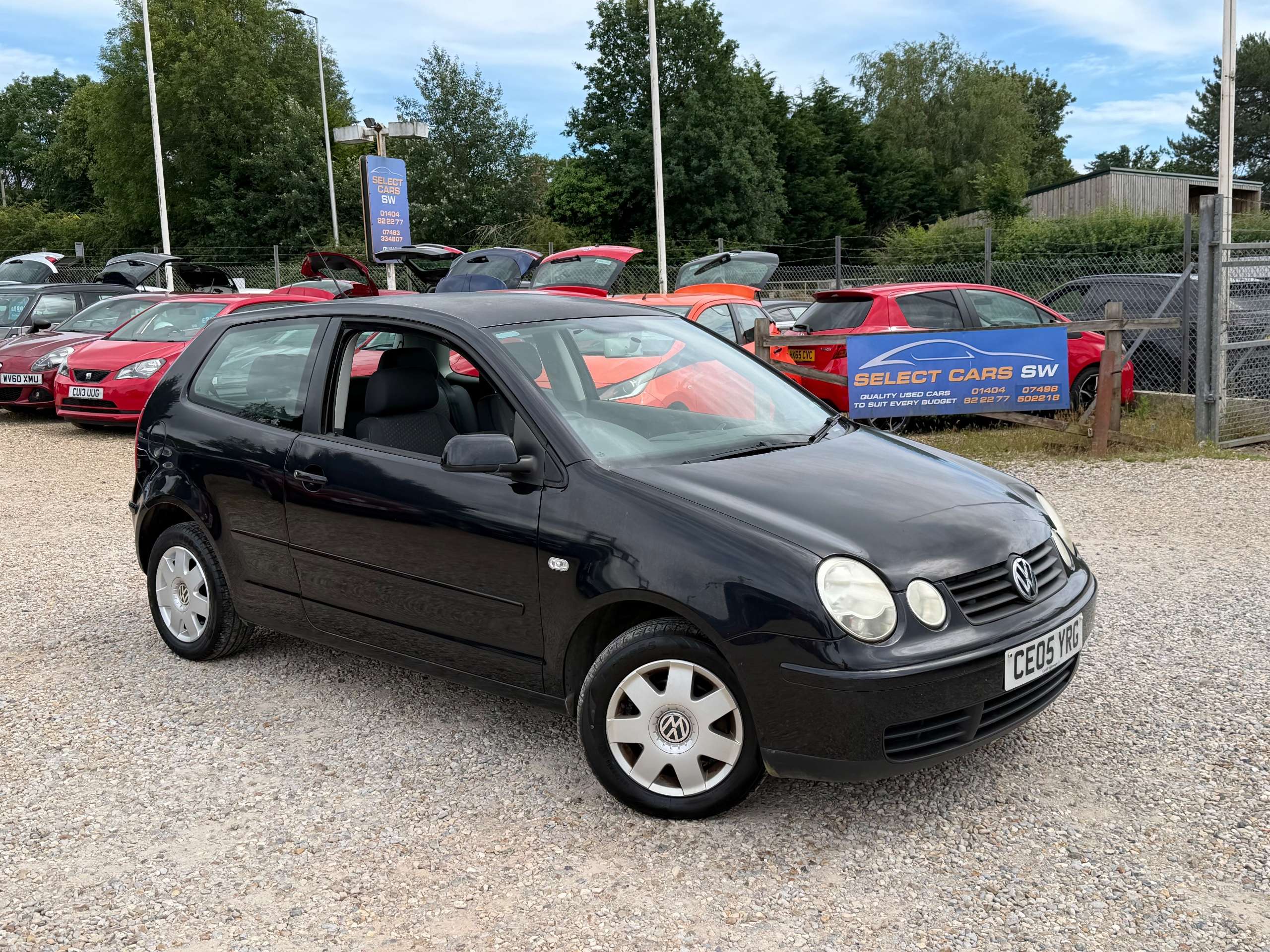 A 2005 VOLKSWAGEN POLO 1.2 Twist Hatchback 3dr Petrol Manual (144 g/km, 65 bhp) A 2005 VOLKSWAGEN POLO 1.2 Twist Hatchback 3dr Petrol Manual (144 g/km, 65 bhp)