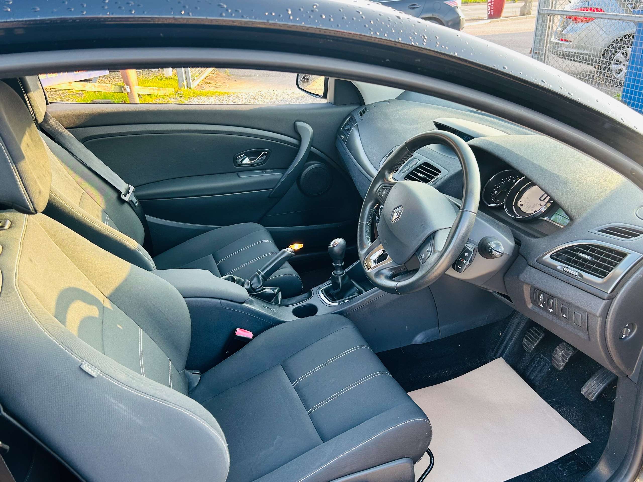 A 2014 RENAULT MEGANE 1.6 VVT Knight Edition Coupe 3dr Petrol Manual Euro 5 (110 ps) A 2014 RENAULT MEGANE 1.6 VVT Knight Edition Coupe 3dr Petrol Manual Euro 5 (110 ps)