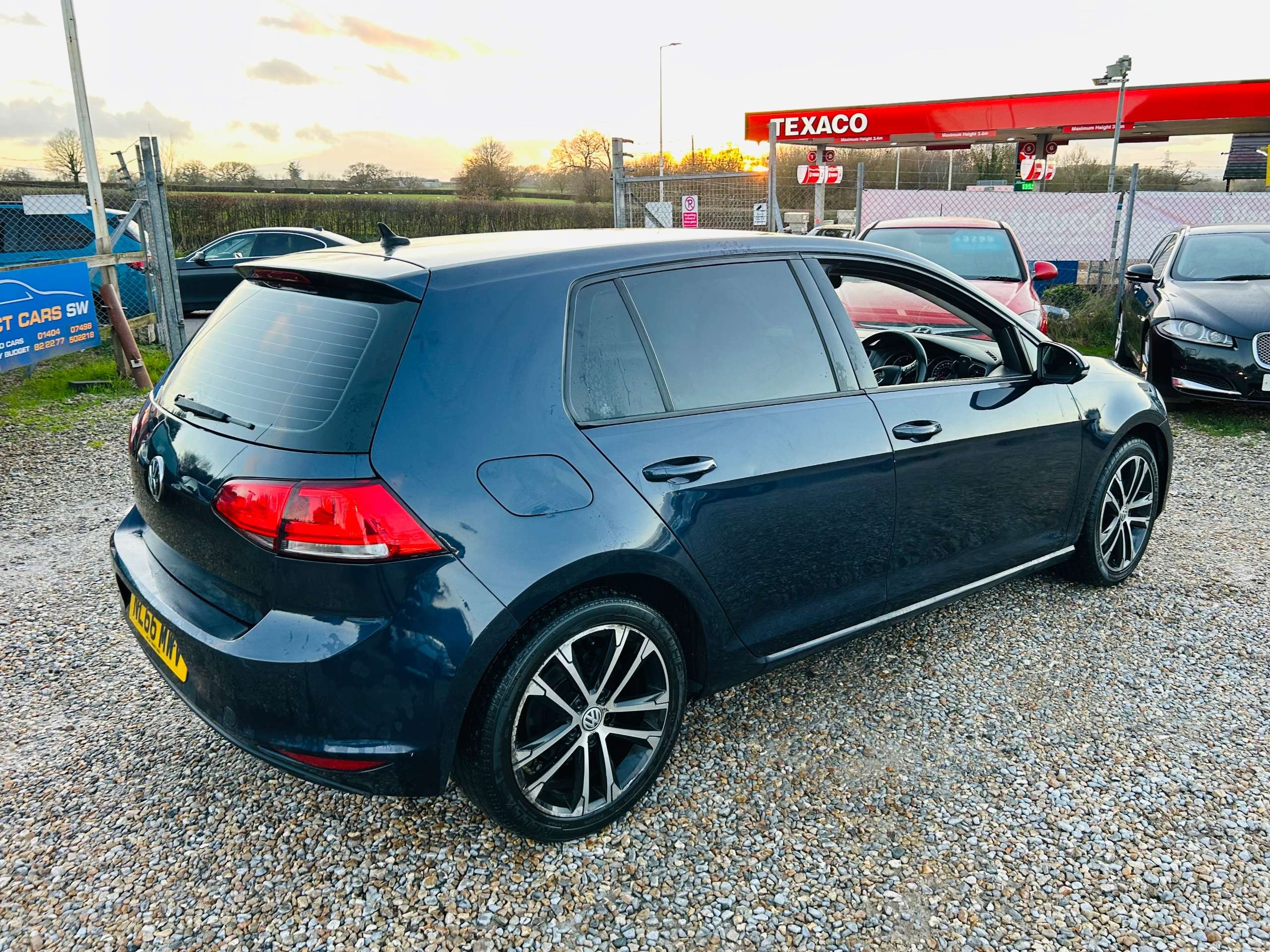 2016 VOLKSWAGEN GOLF 2016 VOLKSWAGEN GOLF