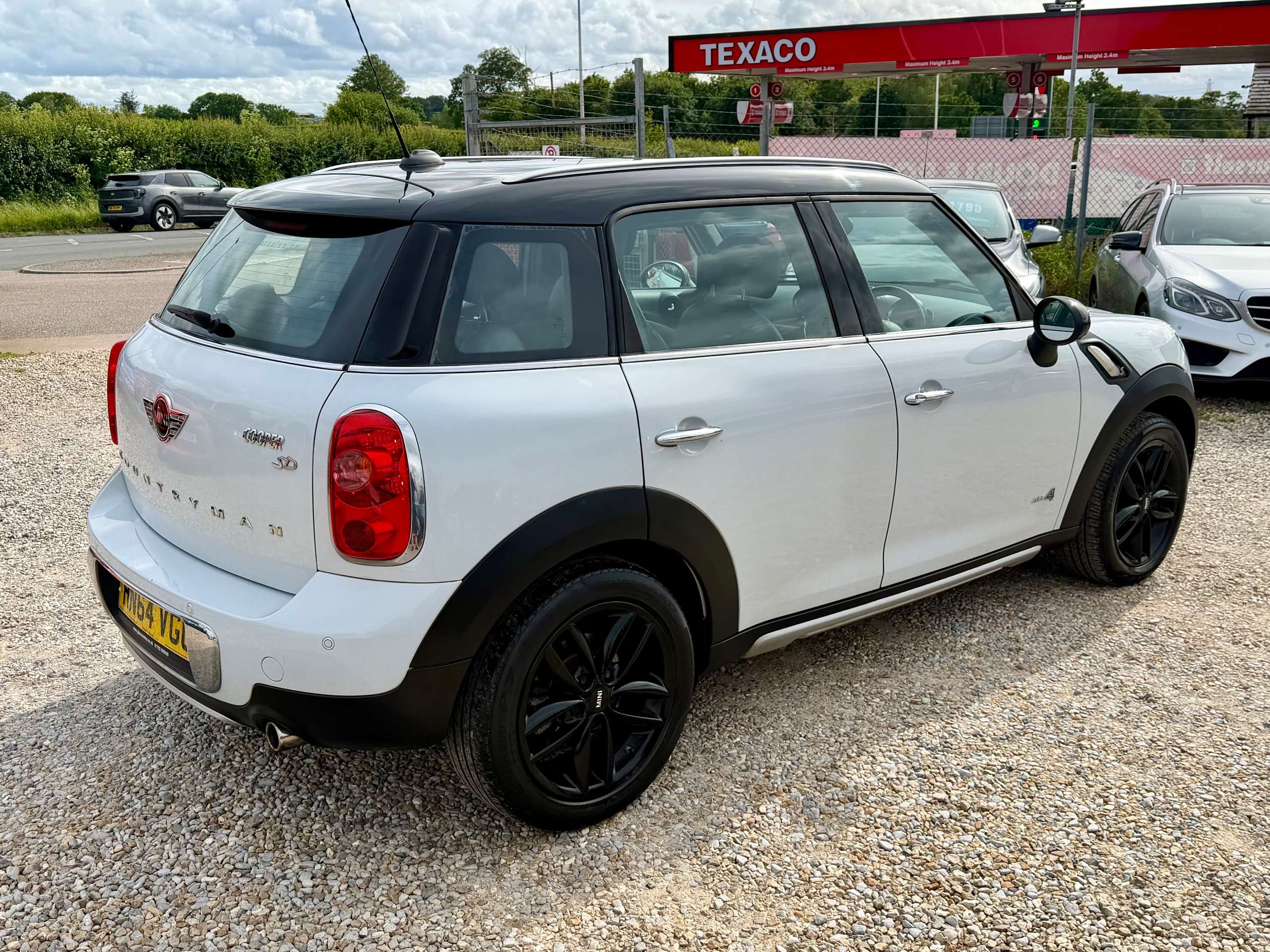 2014 MINI COUNTRYMAN 2014 MINI COUNTRYMAN