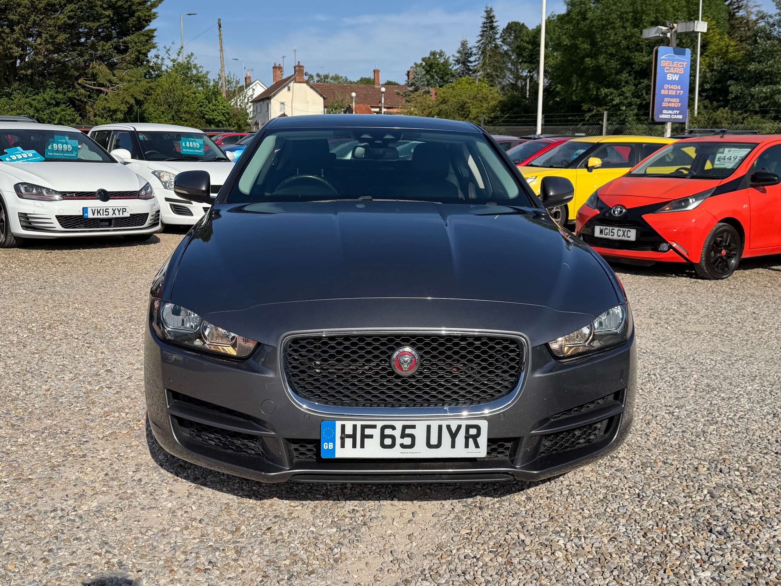 A 2015 JAGUAR XE 2.0 GTDi Prestige Saloon 4dr Petrol Auto Euro 6 (s/s) (200 ps) A 2015 JAGUAR XE 2.0 GTDi Prestige Saloon 4dr Petrol Auto Euro 6 (s/s) (200 ps)