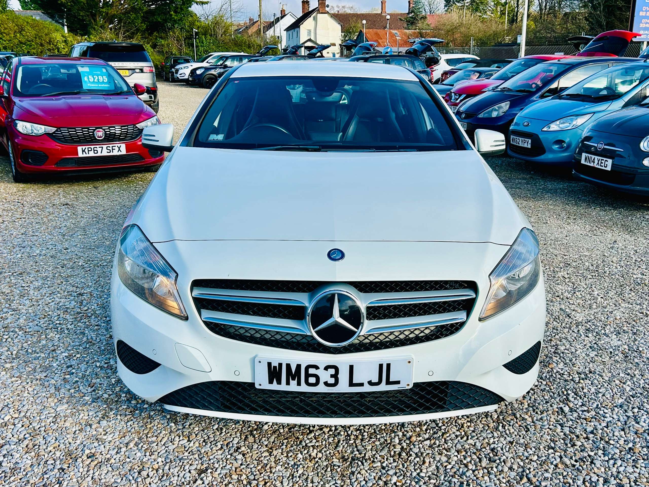 A 2014 MERCEDES-BENZ A CLASS 1.8 A200 CDI Sport Hatchback 5dr Diesel Manual Euro 5 (s/s) (136 ps) A 2014 MERCEDES-BENZ A CLASS 1.8 A200 CDI Sport Hatchback 5dr Diesel Manual Euro 5 (s/s) (136 ps)