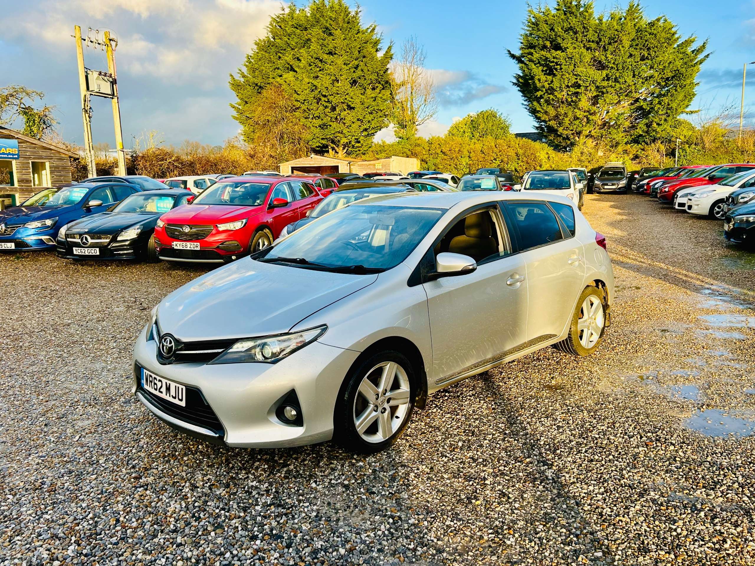 2012 TOYOTA AURIS 2012 TOYOTA AURIS