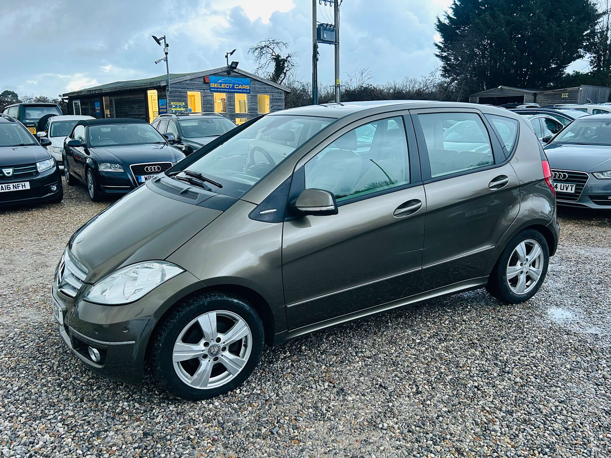 2011 MERCEDES-BENZ A CLASS 2011 MERCEDES-BENZ A CLASS