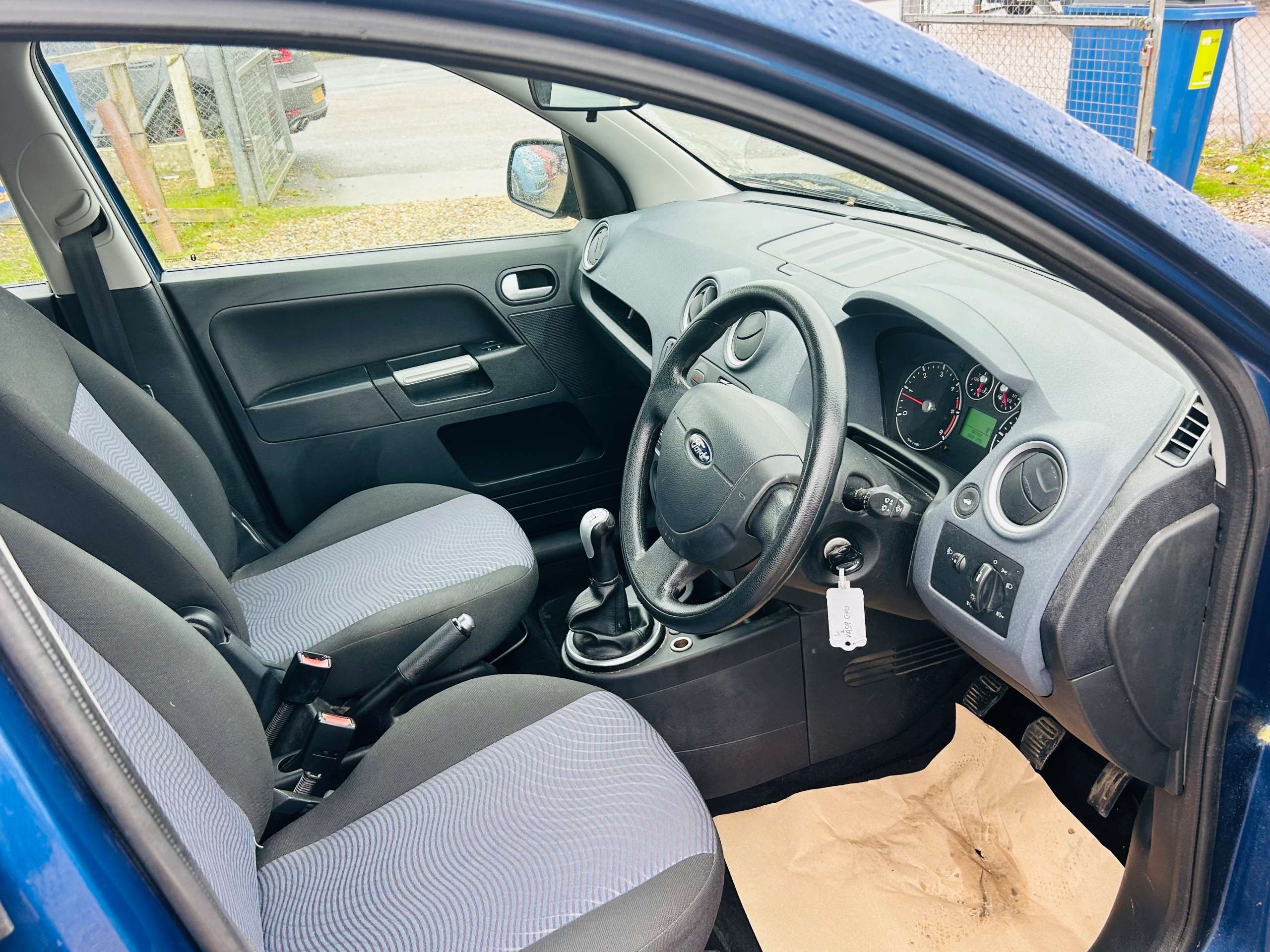 A 2010 FORD FUSION 1.4 TDCi Zetec Hatchback 5dr Diesel Manual (120 g/km, 67 bhp) A 2010 FORD FUSION 1.4 TDCi Zetec Hatchback 5dr Diesel Manual (120 g/km, 67 bhp)