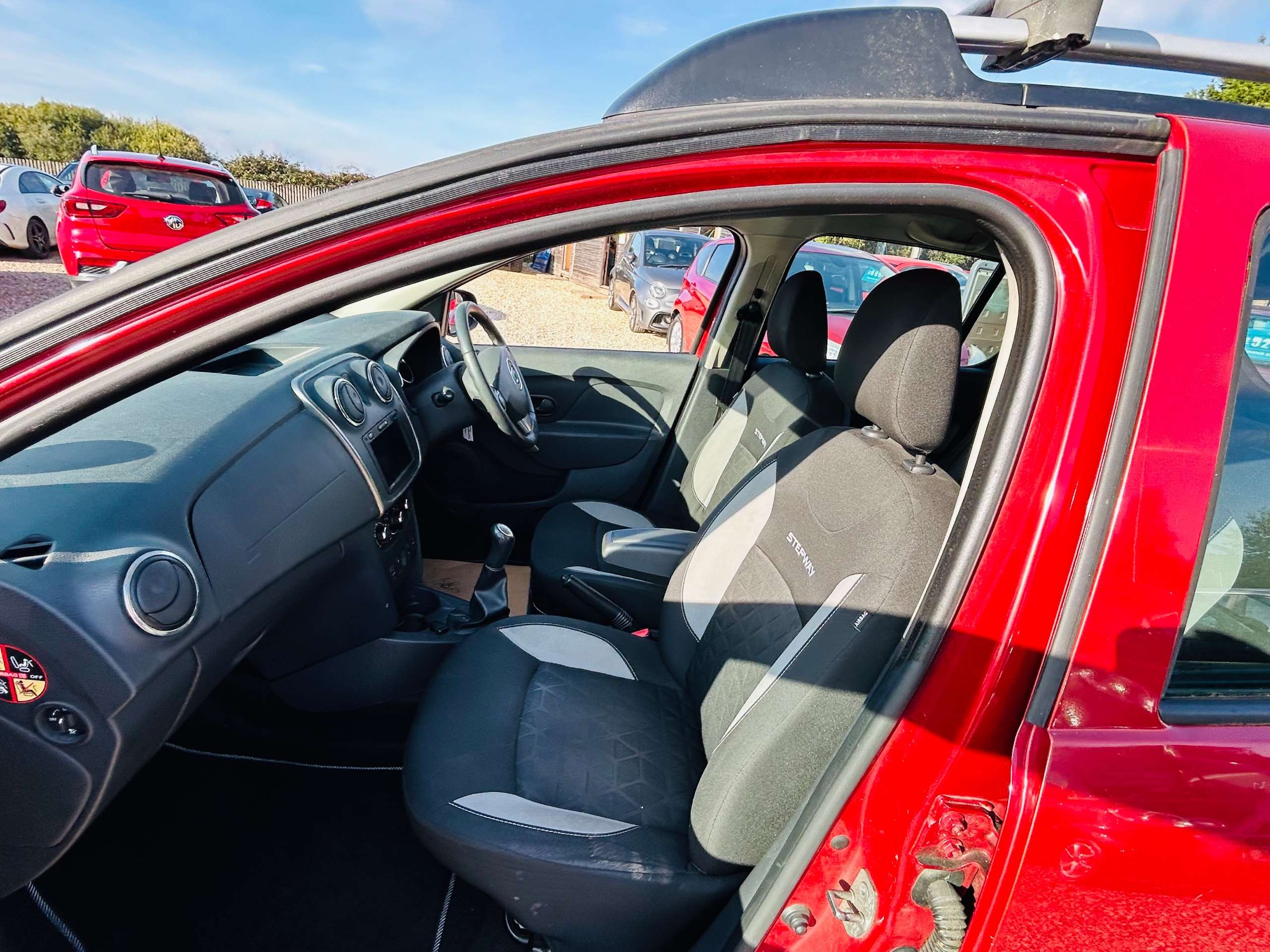 2013 DACIA SANDERO STEPWAY 2013 DACIA SANDERO STEPWAY