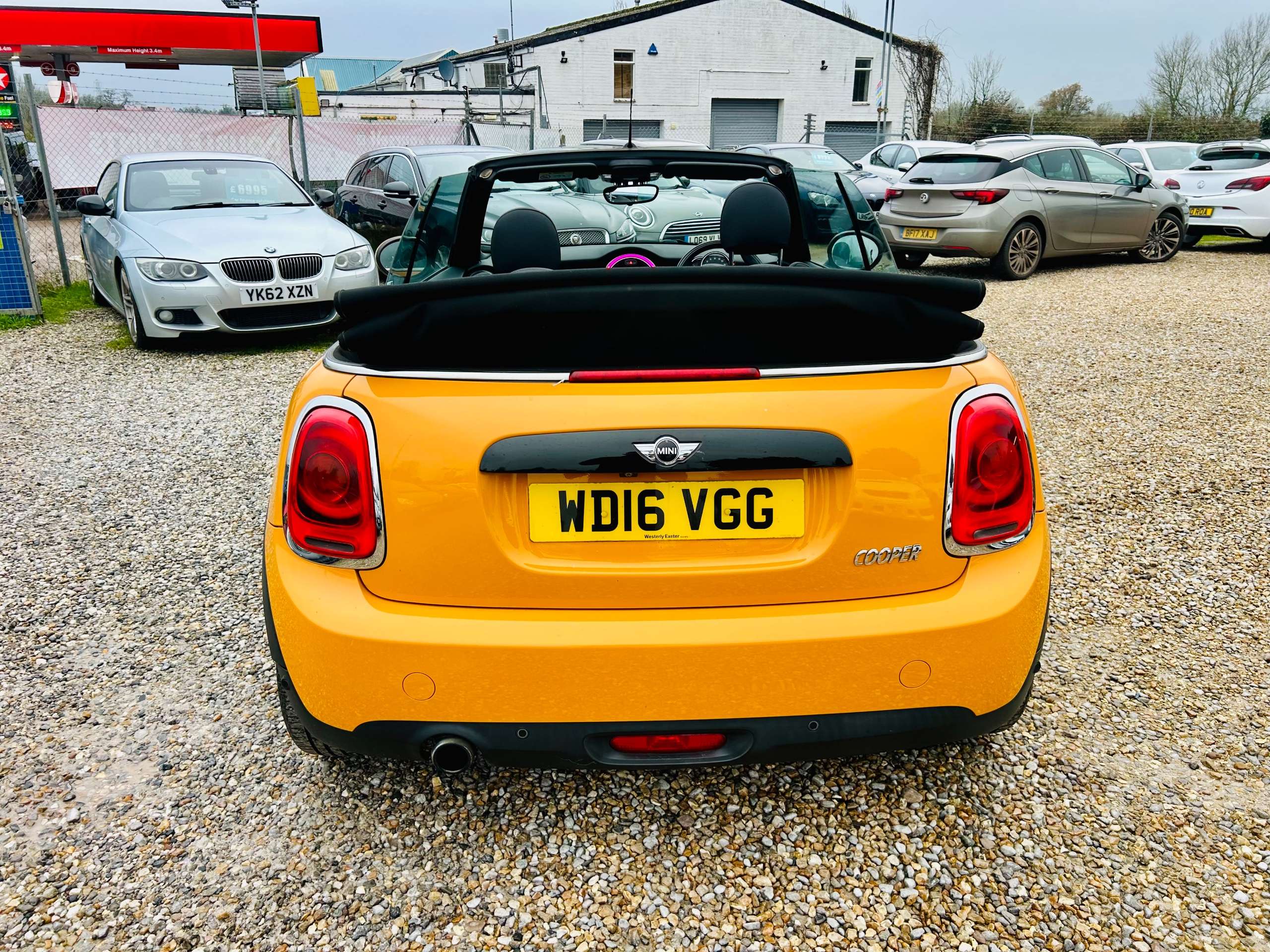 2016 MINI CONVERTIBLE 2016 MINI CONVERTIBLE