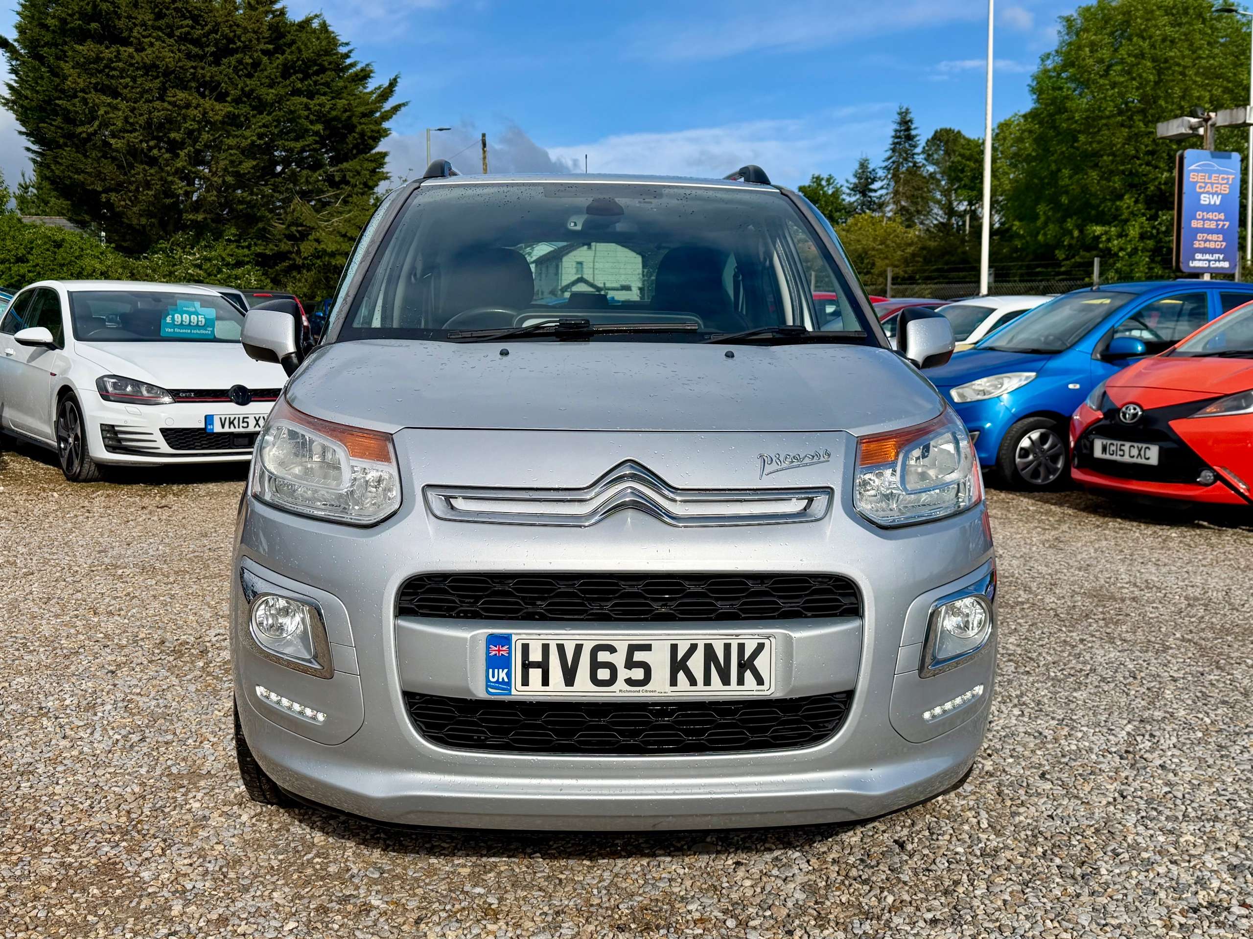 A 2015 CITROEN C3 PICASSO 1.6 BlueHDi Exclusive MPV 5dr Diesel Manual Euro 6 (100 ps) A 2015 CITROEN C3 PICASSO 1.6 BlueHDi Exclusive MPV 5dr Diesel Manual Euro 6 (100 ps)