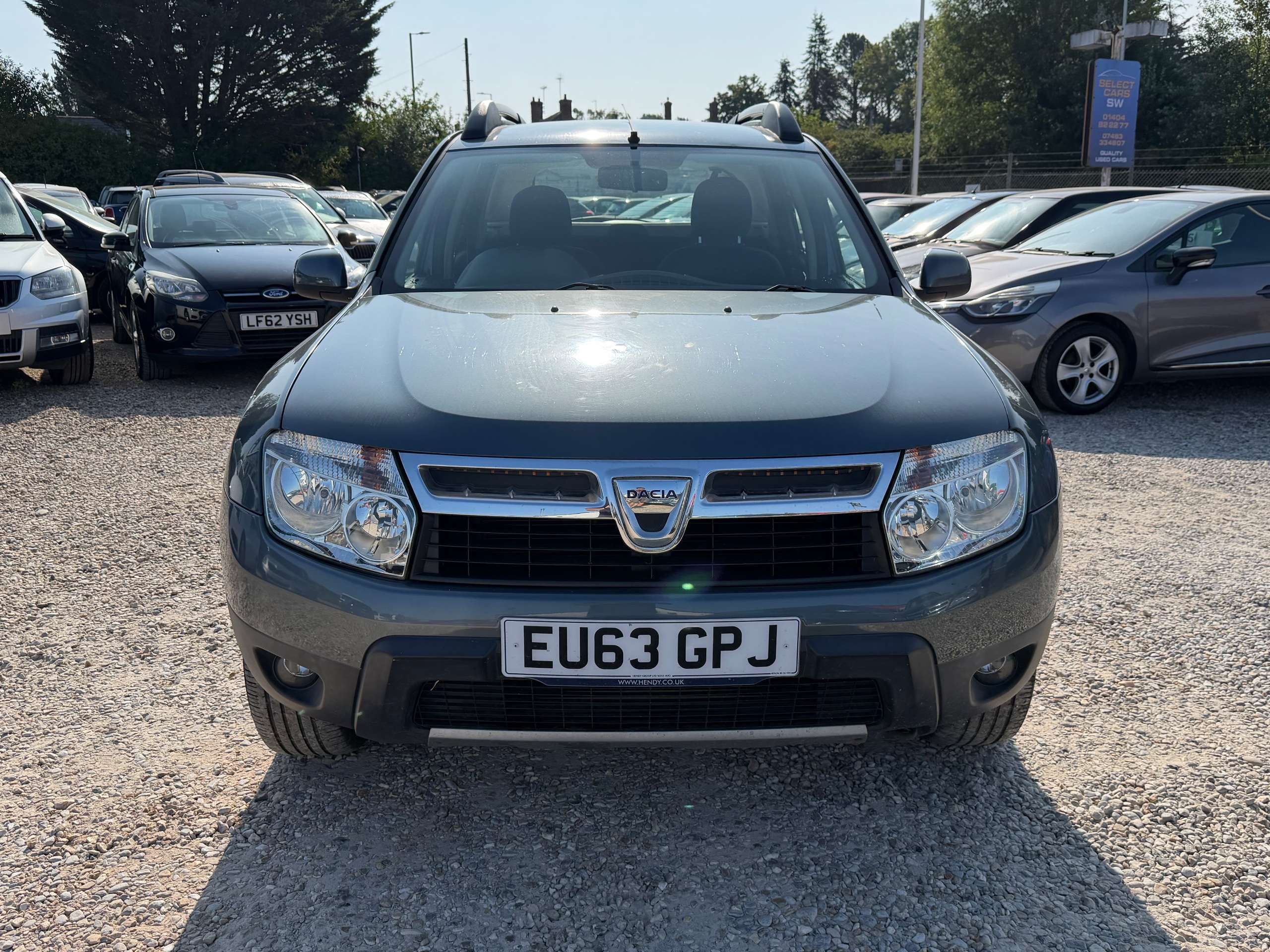 A 2013 DACIA DUSTER 1.5 dCi Laureate SUV 5dr Diesel Manual Euro 5 (110 ps) A 2013 DACIA DUSTER 1.5 dCi Laureate SUV 5dr Diesel Manual Euro 5 (110 ps)