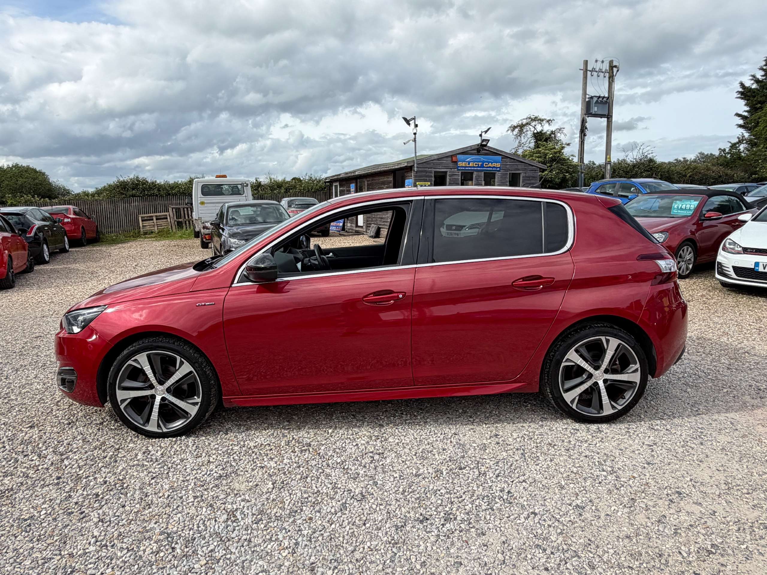 2017 PEUGEOT 308 2017 PEUGEOT 308
