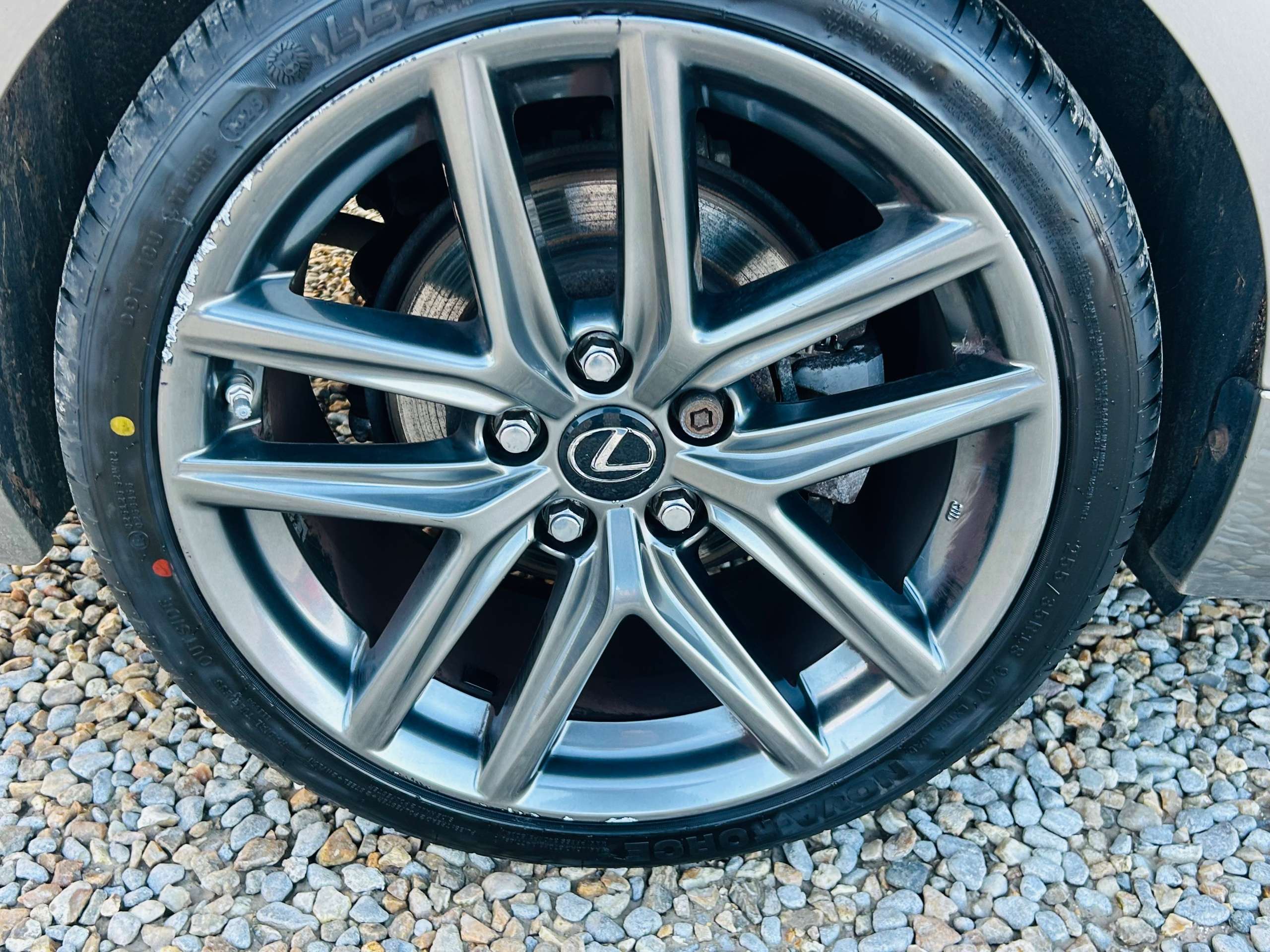 A 2013 LEXUS IS 2.5 300h F Sport Saloon 4dr Petrol Hybrid E-CVT Euro 5 (s/s) (223 ps) A 2013 LEXUS IS 2.5 300h F Sport Saloon 4dr Petrol Hybrid E-CVT Euro 5 (s/s) (223 ps)