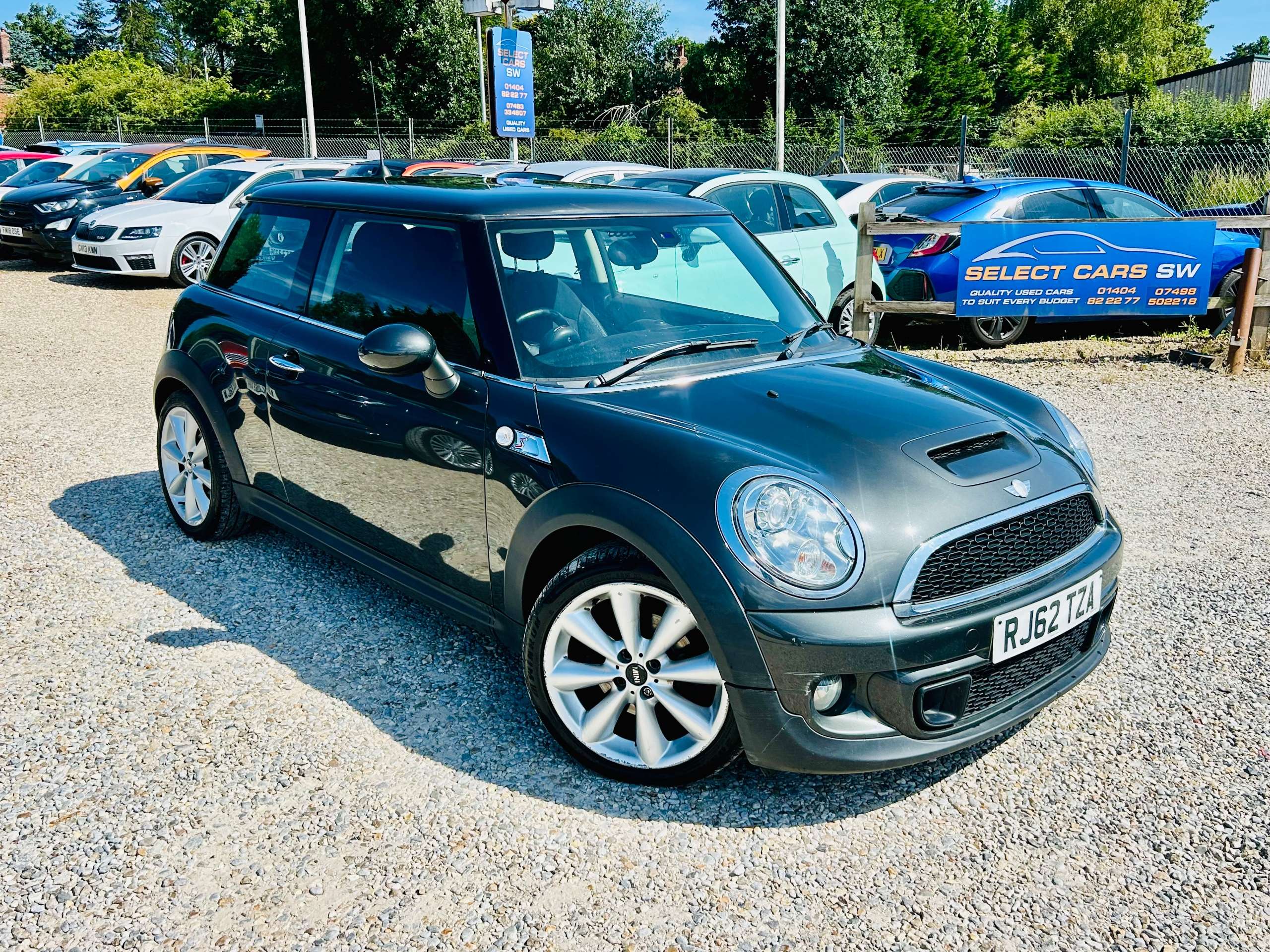 A 2012 MINI HATCH 2.0 Cooper SD Hatchback 3dr Diesel Manual Euro 5 (s/s) (143 ps) A 2012 MINI HATCH 2.0 Cooper SD Hatchback 3dr Diesel Manual Euro 5 (s/s) (143 ps)