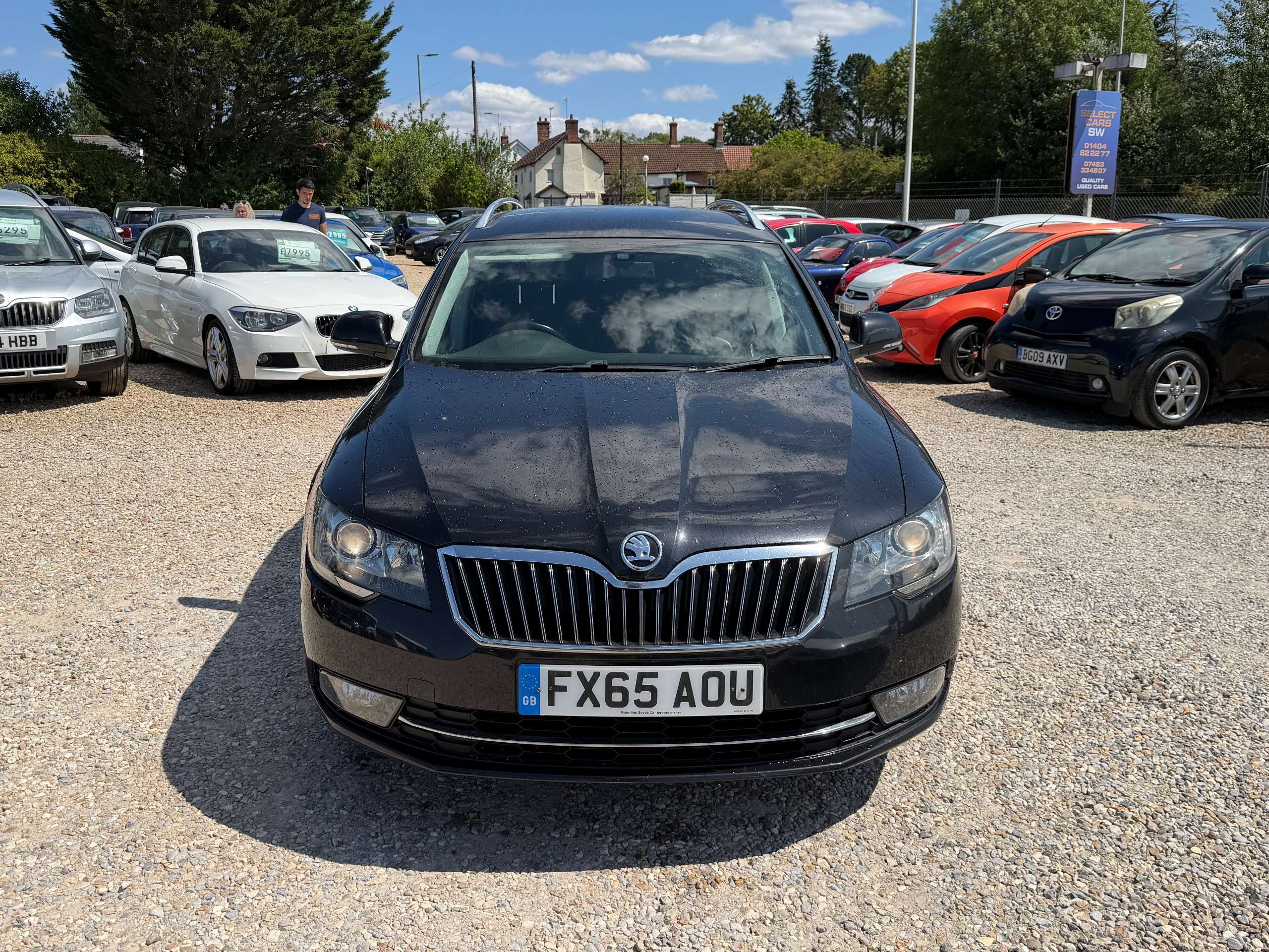 A 2015 SKODA SUPERB 2.0 TDI SE Business Estate 5dr Diesel Manual Euro 5 (s/s) (Leather) (140 ps) A 2015 SKODA SUPERB 2.0 TDI SE Business Estate 5dr Diesel Manual Euro 5 (s/s) (Leather) (140 ps)