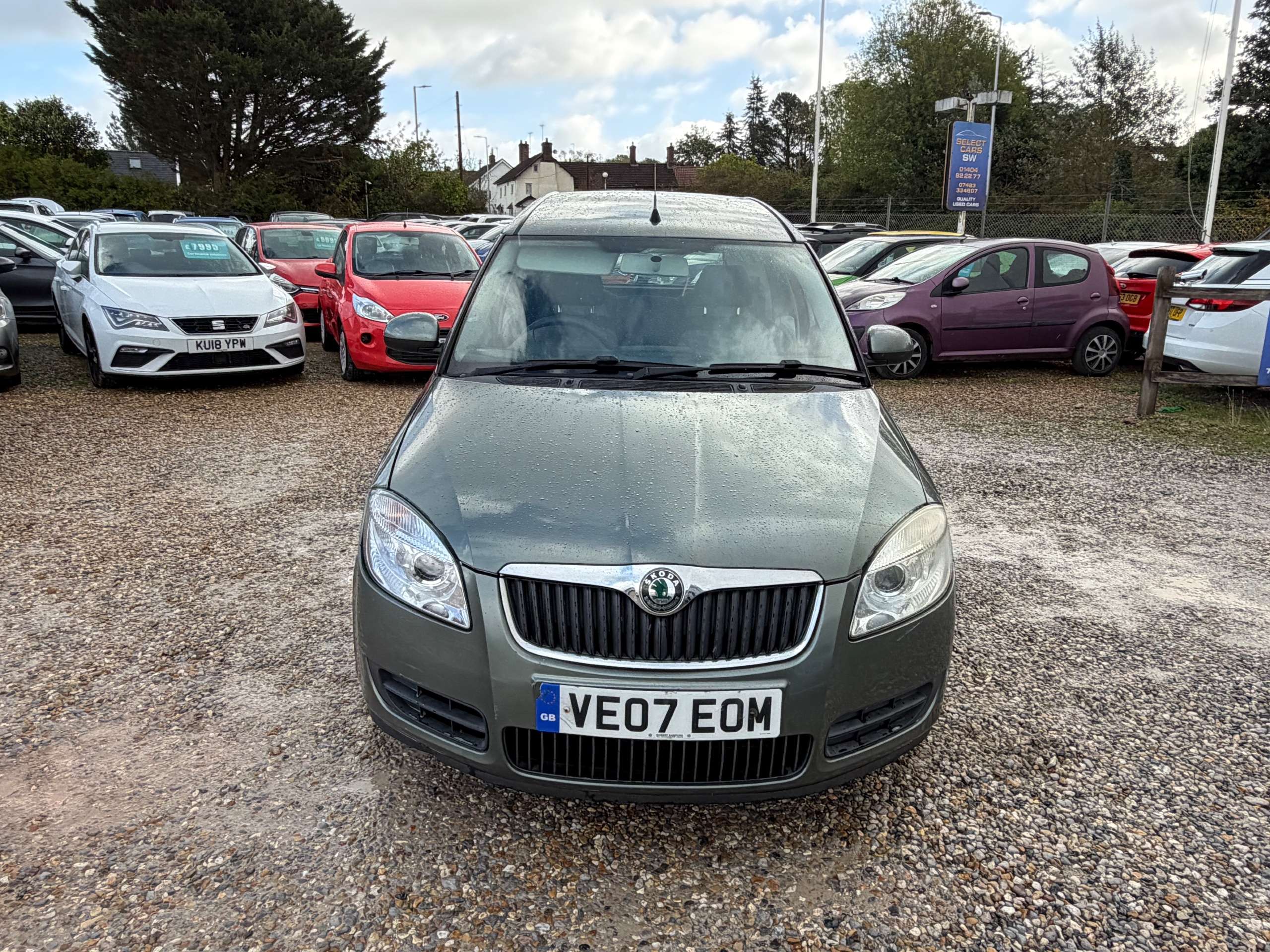 A 2007 SKODA ROOMSTER 1.4 16V 2 MPV 5dr Petrol Manual (162 g/km, 85 bhp) A 2007 SKODA ROOMSTER 1.4 16V 2 MPV 5dr Petrol Manual (162 g/km, 85 bhp)