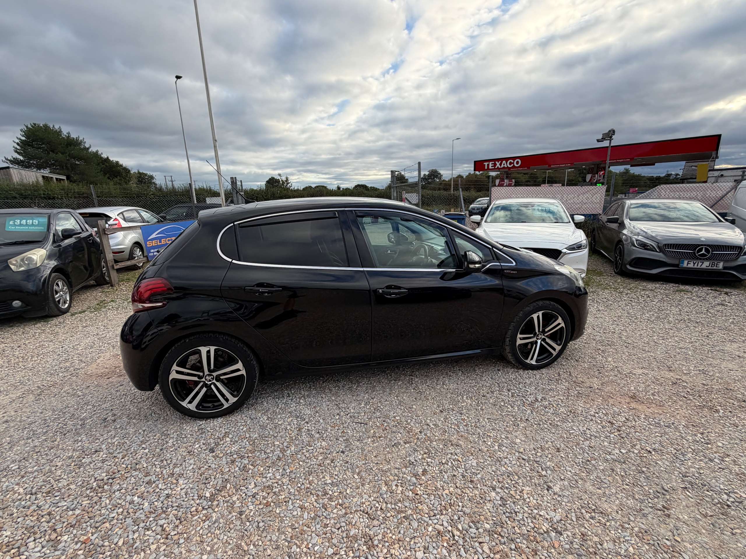 2016 PEUGEOT 208 2016 PEUGEOT 208