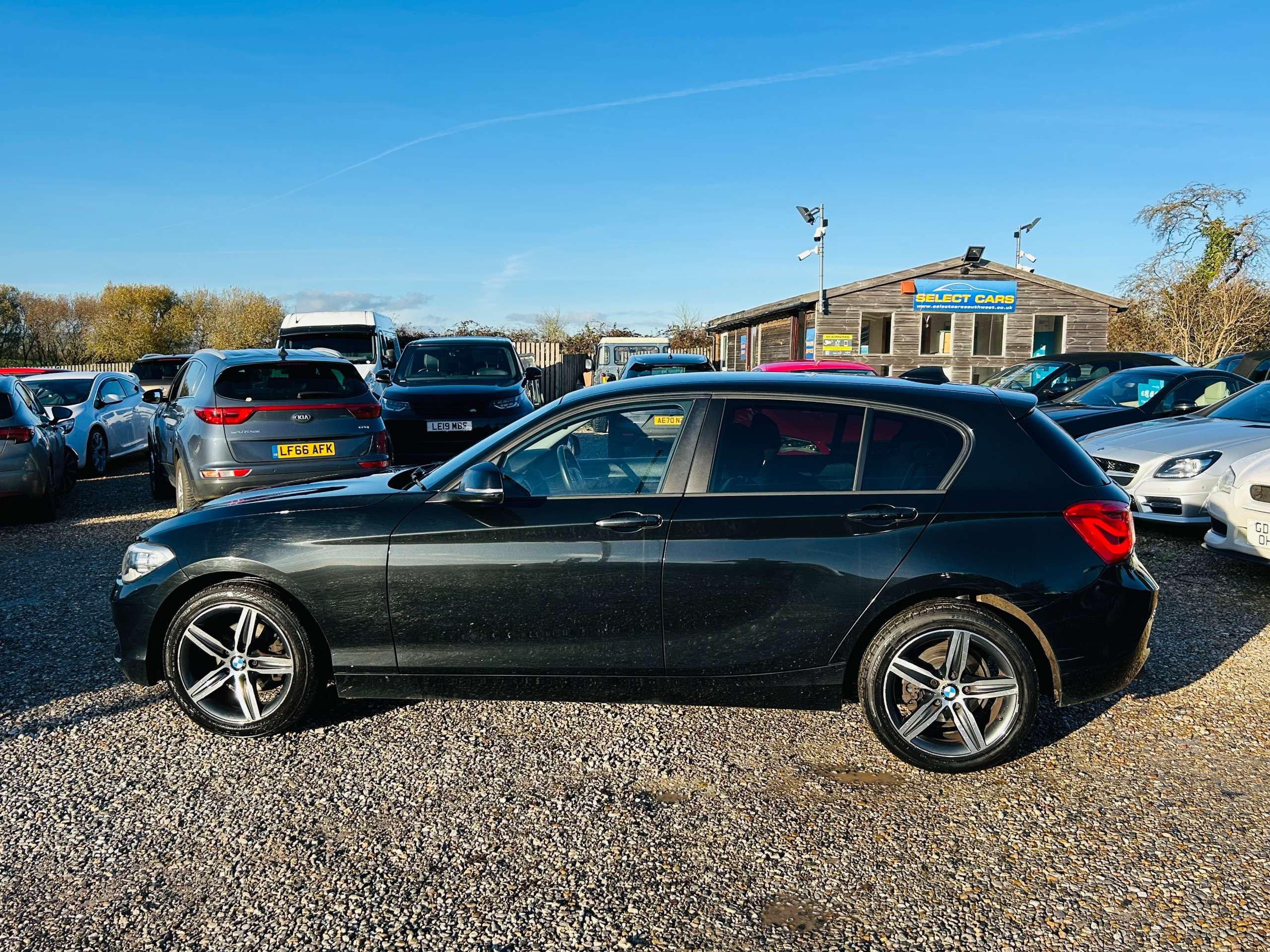 2017 BMW 1 SERIES 2017 BMW 1 SERIES