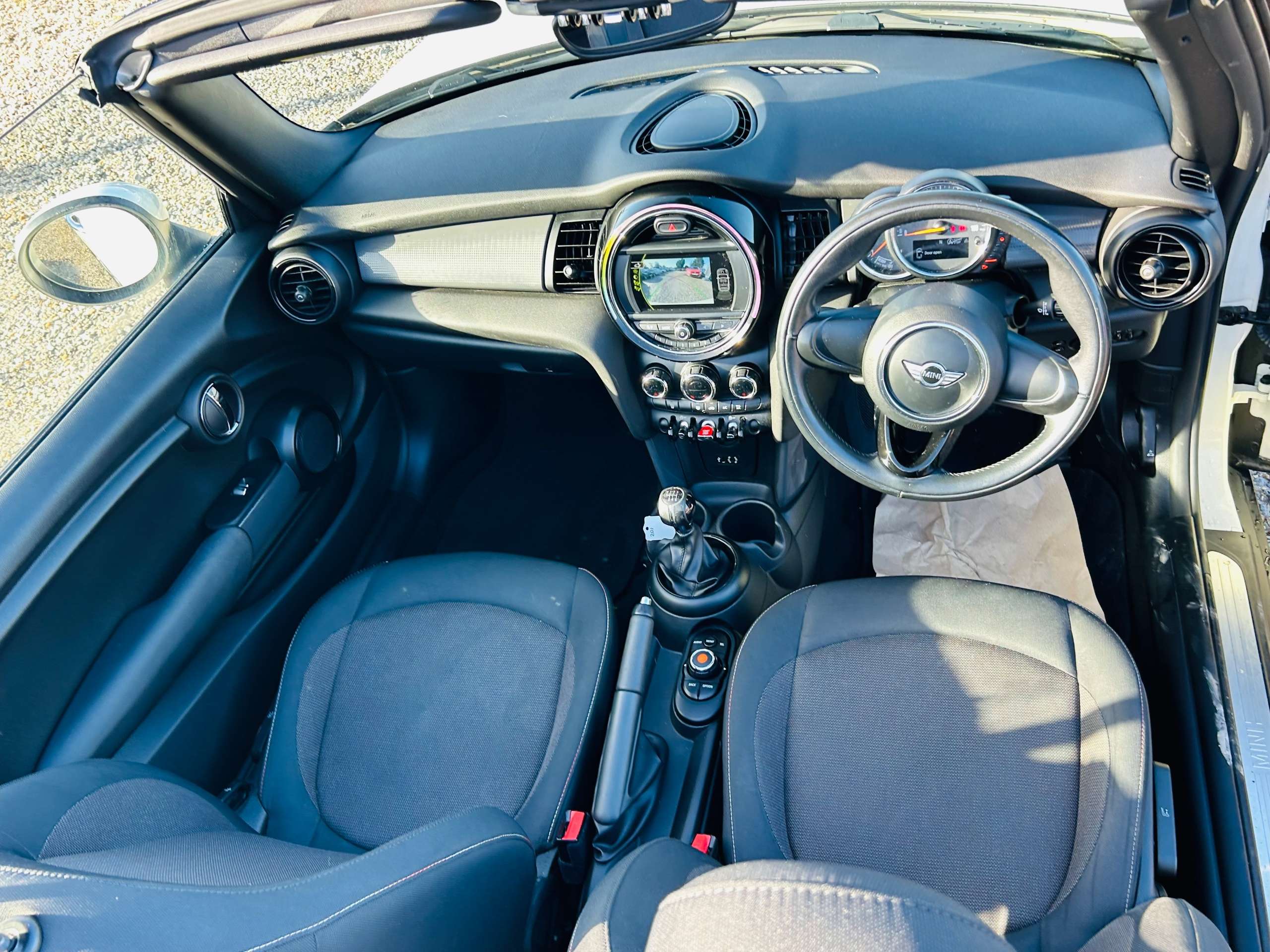 2017 MINI CONVERTIBLE 2017 MINI CONVERTIBLE