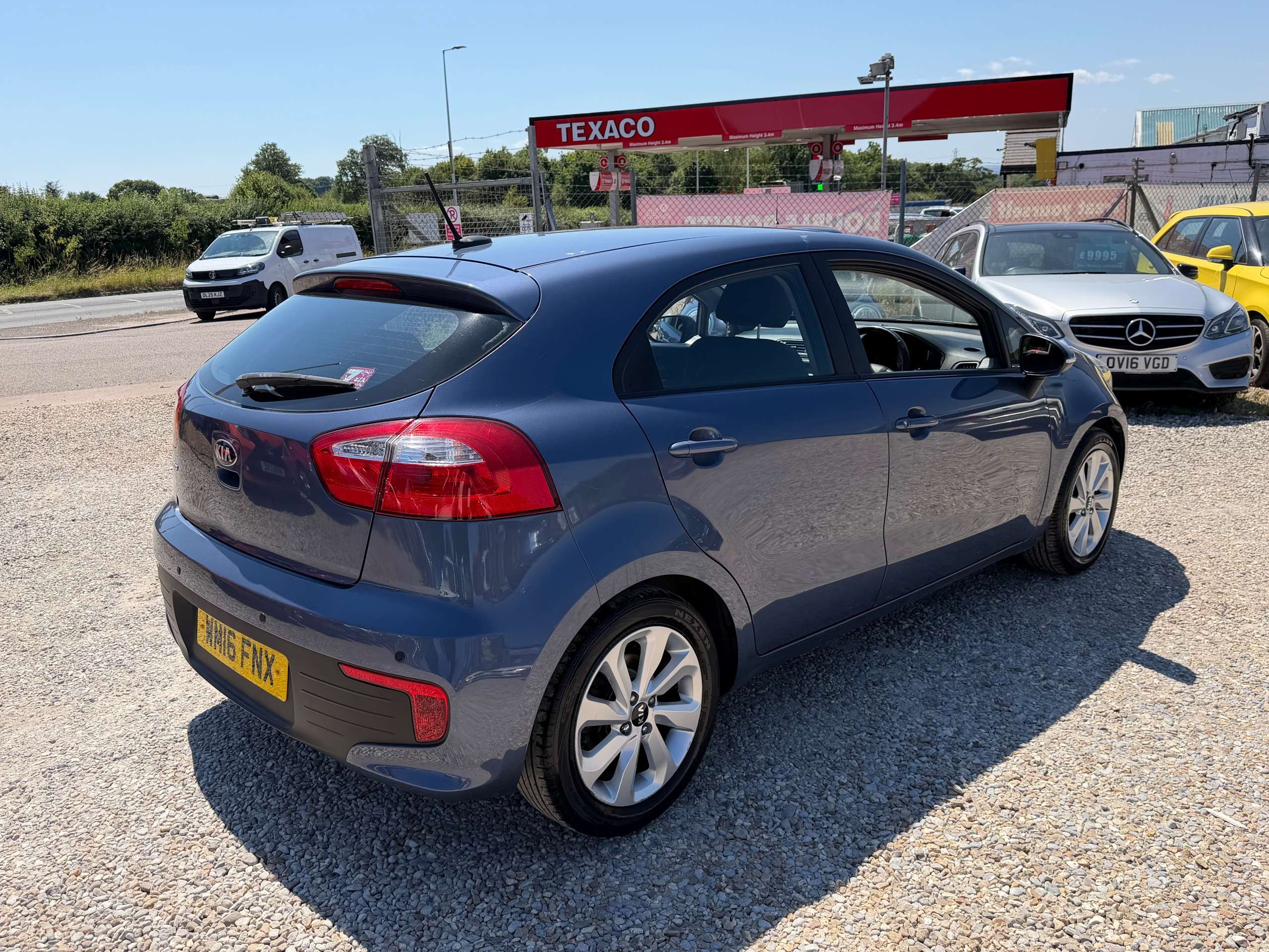 2016 KIA RIO 2016 KIA RIO