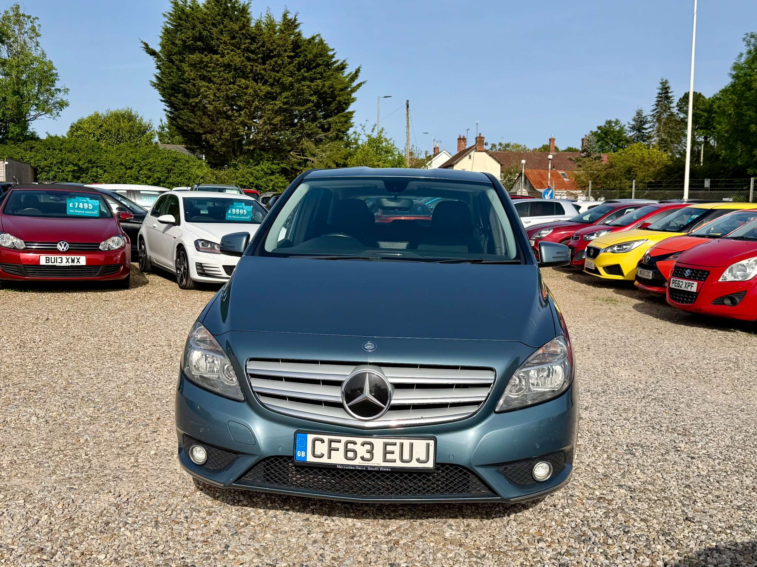 A 2014 MERCEDES-BENZ B CLASS 1.8 B180 CDI BlueEfficiency SE MPV 5dr Diesel Manual Euro 5 (s/s) (109 ps) A 2014 MERCEDES-BENZ B CLASS 1.8 B180 CDI BlueEfficiency SE MPV 5dr Diesel Manual Euro 5 (s/s) (109 ps)