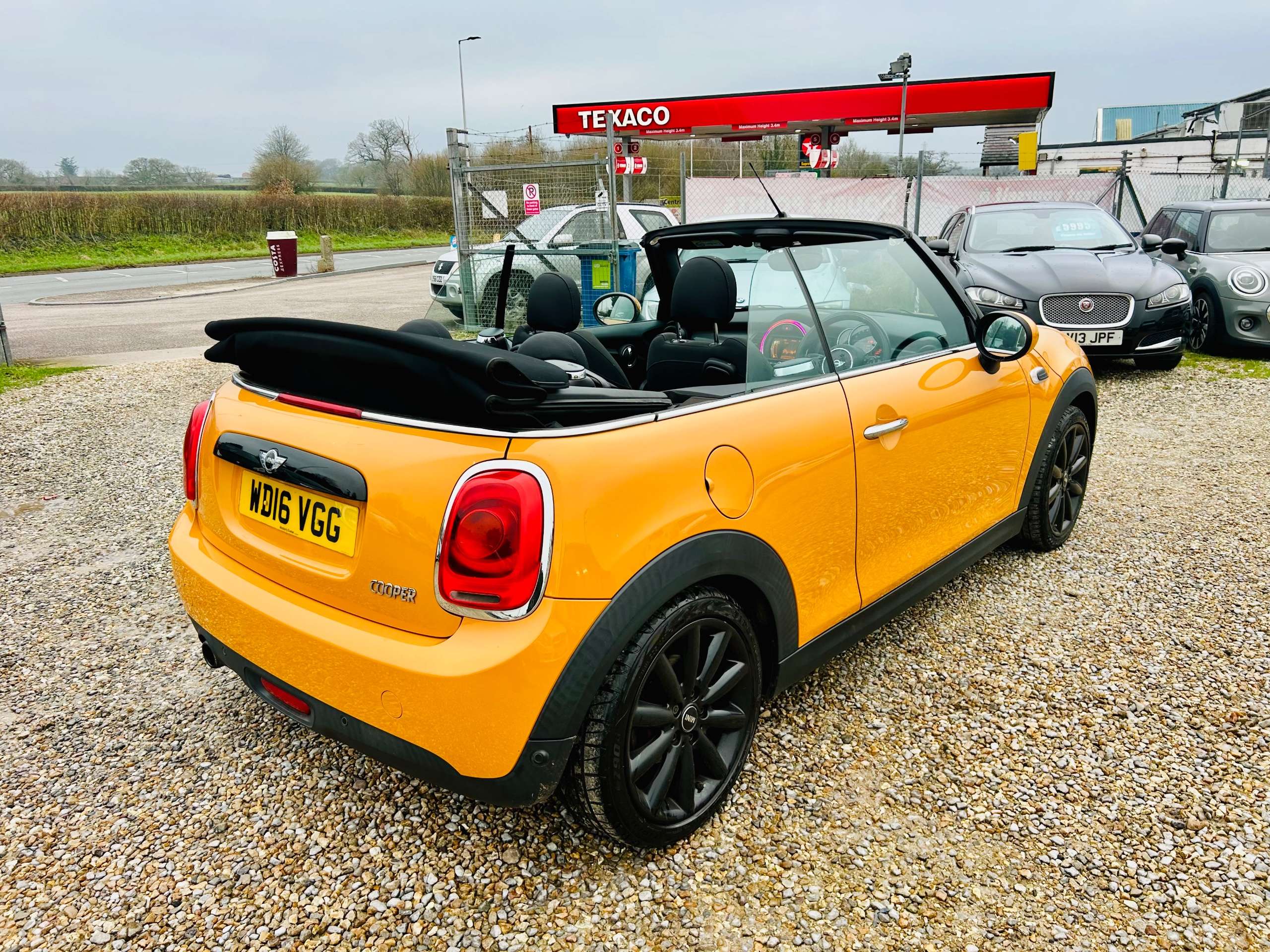 2016 MINI CONVERTIBLE 2016 MINI CONVERTIBLE