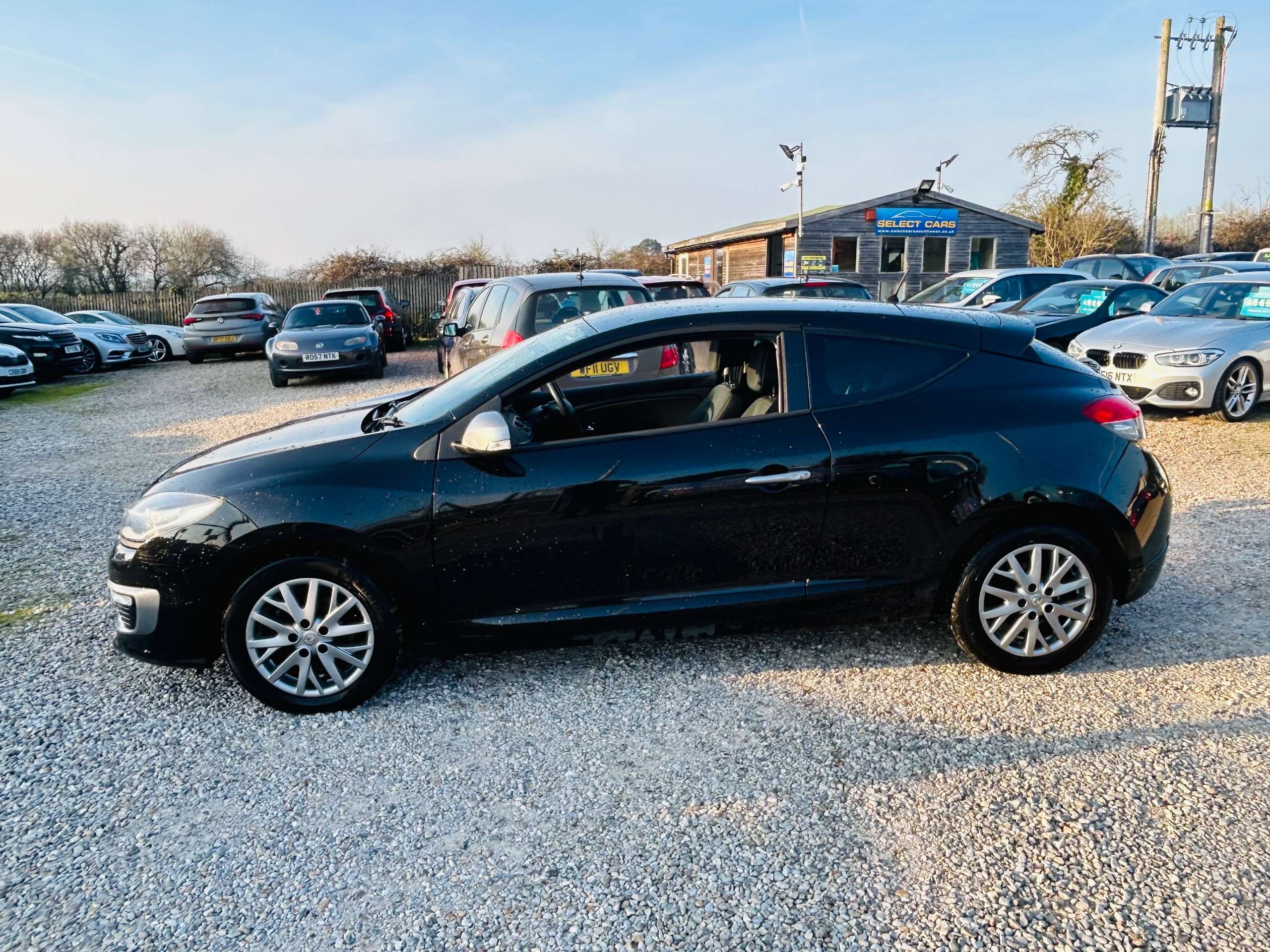 2014 RENAULT MEGANE 2014 RENAULT MEGANE