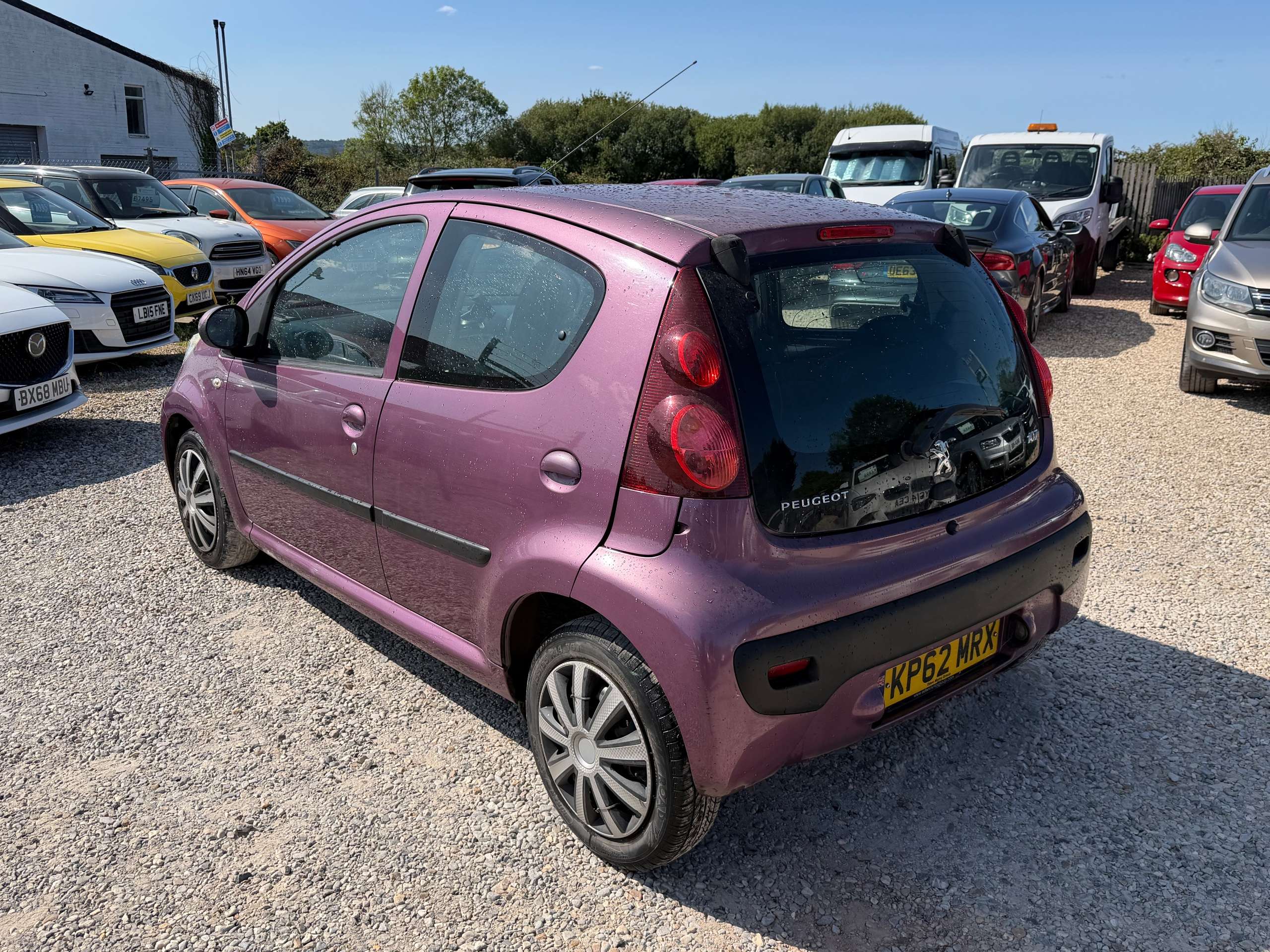 2012 PEUGEOT 107 2012 PEUGEOT 107