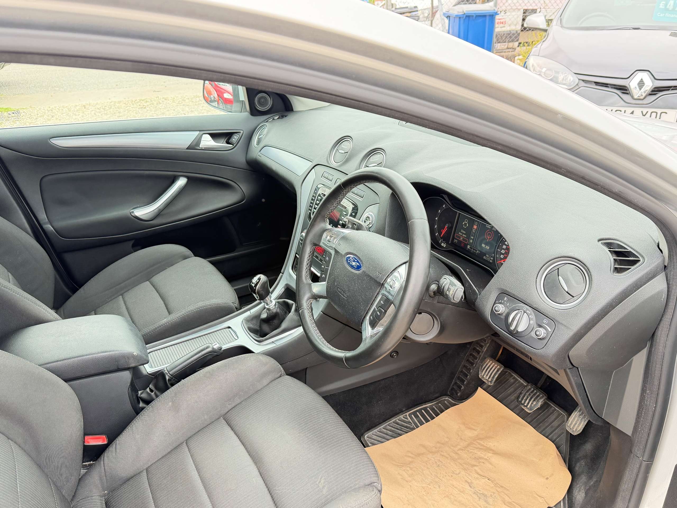 A 2012 FORD MONDEO 1.6T EcoBoost Titanium Hatchback 5dr Petrol Manual Euro 5 (160 ps) A 2012 FORD MONDEO 1.6T EcoBoost Titanium Hatchback 5dr Petrol Manual Euro 5 (160 ps)