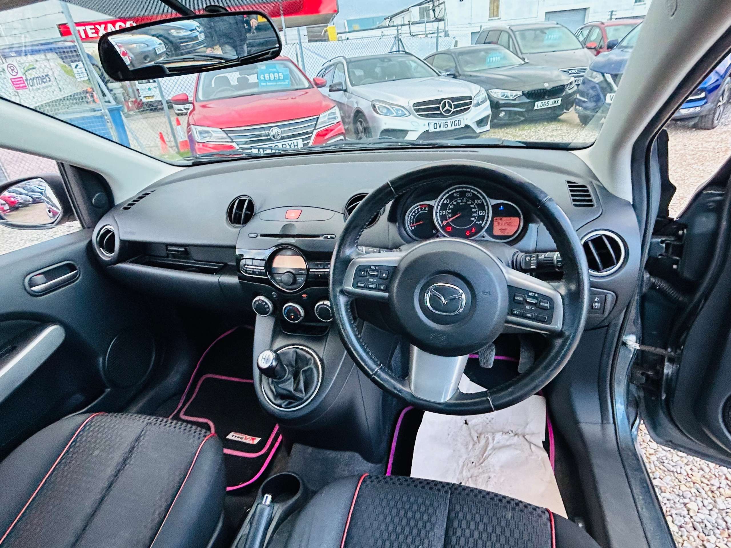 2011 MAZDA MAZDA2 2011 MAZDA MAZDA2