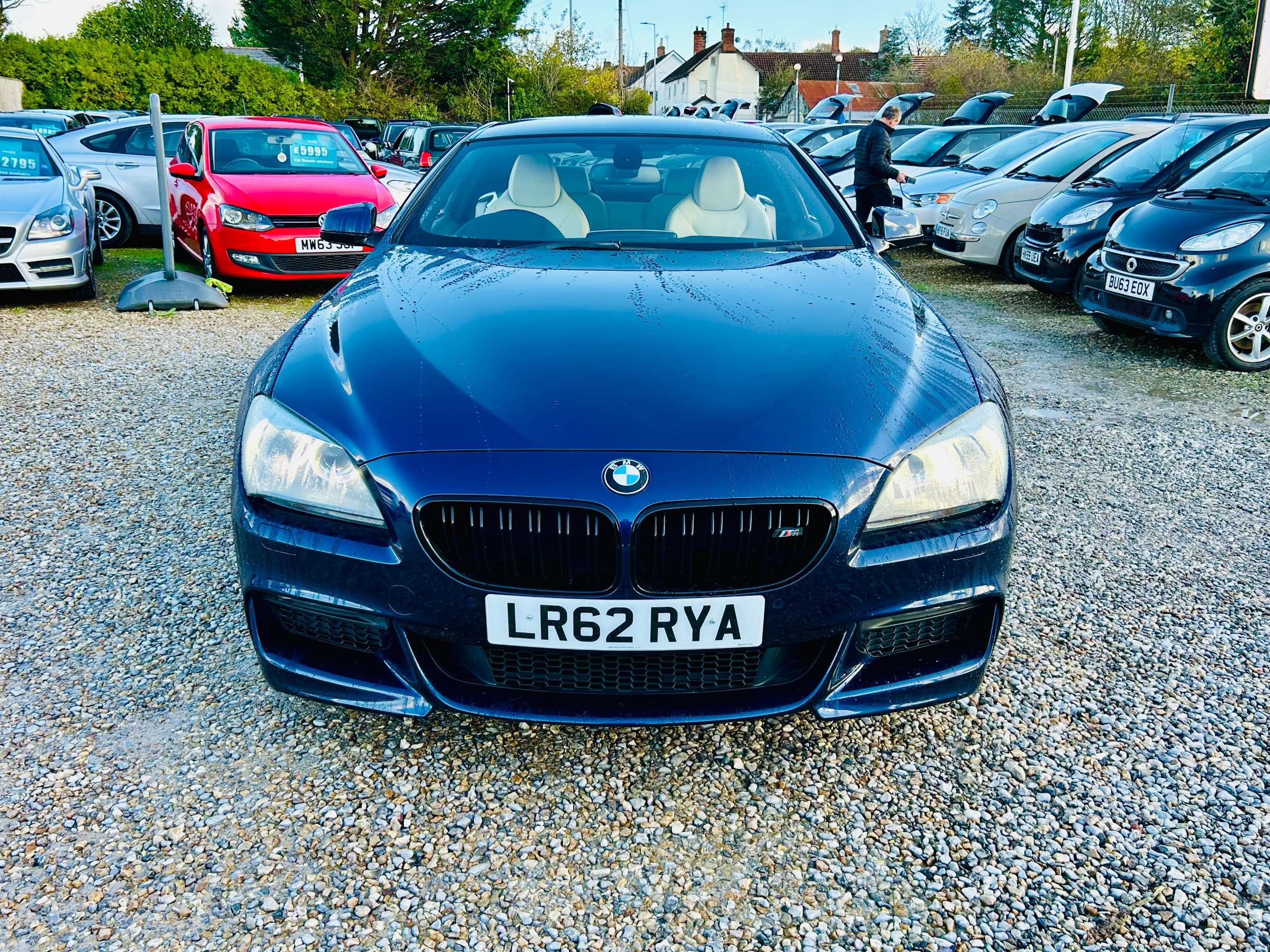 A 2012 BMW 6 SERIES 3.0 640d M Sport Coupe 2dr Diesel Steptronic Euro 5 (s/s) (313 ps) A 2012 BMW 6 SERIES 3.0 640d M Sport Coupe 2dr Diesel Steptronic Euro 5 (s/s) (313 ps)