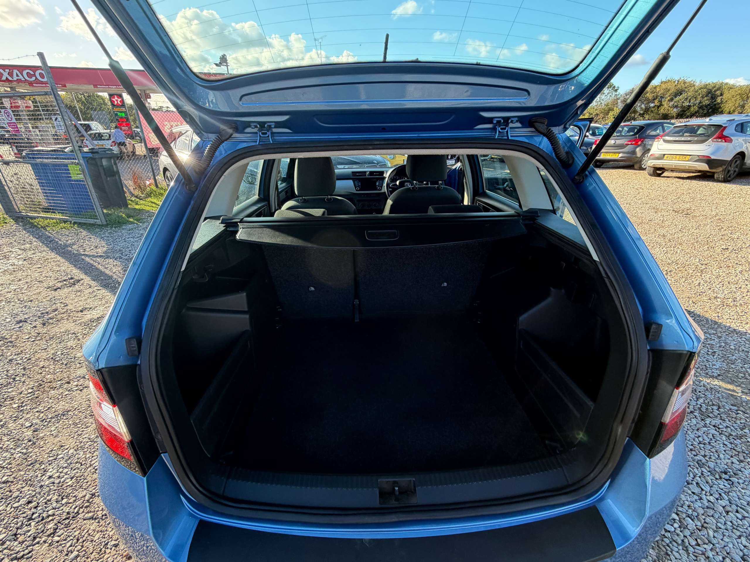 2016 SKODA FABIA 2016 SKODA FABIA