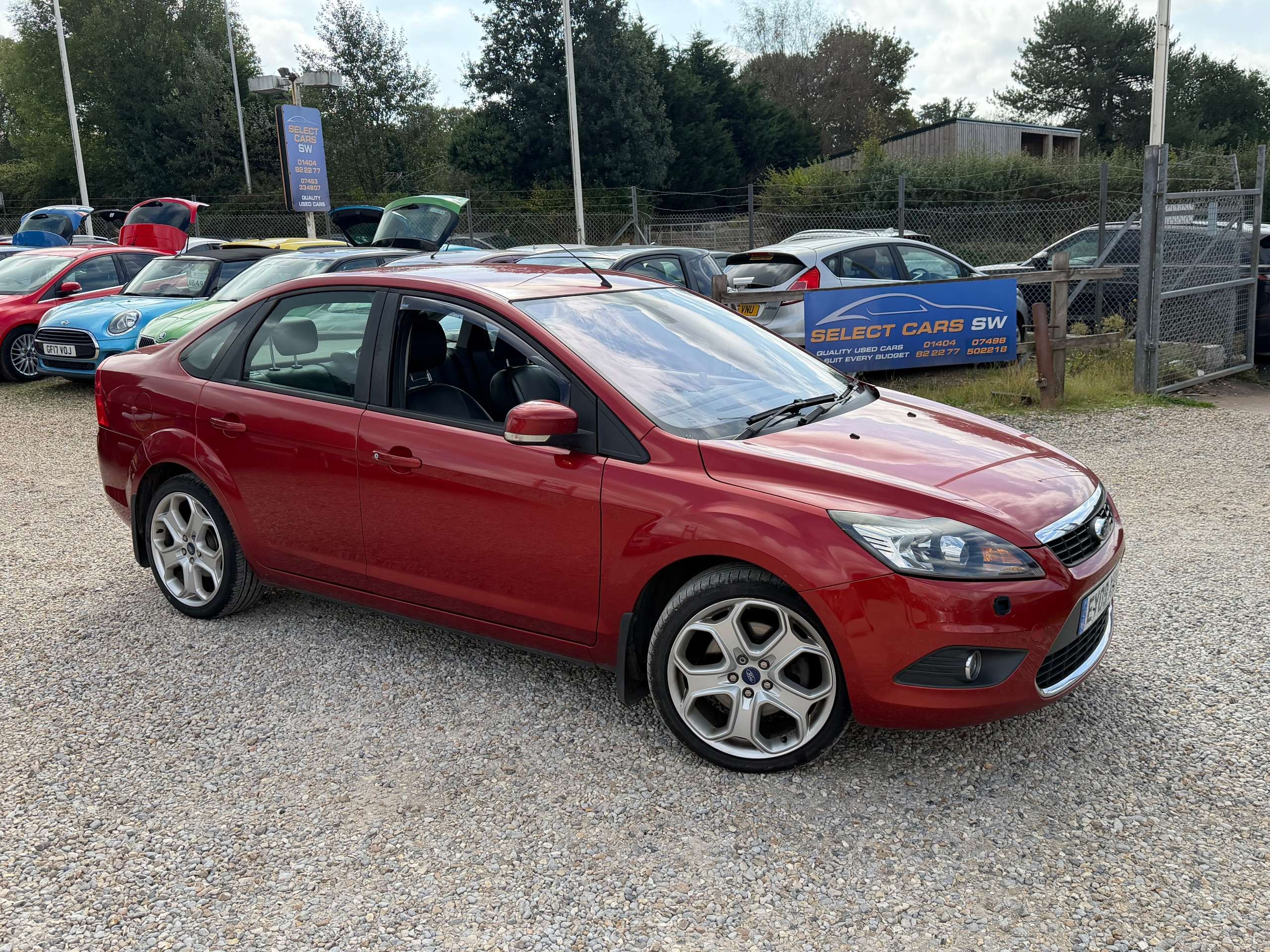 A 2009 FORD FOCUS 2.0 TDCi Titanium Saloon 4dr Diesel Automatic (148 g/km, 134 bhp) A 2009 FORD FOCUS 2.0 TDCi Titanium Saloon 4dr Diesel Automatic (148 g/km, 134 bhp)