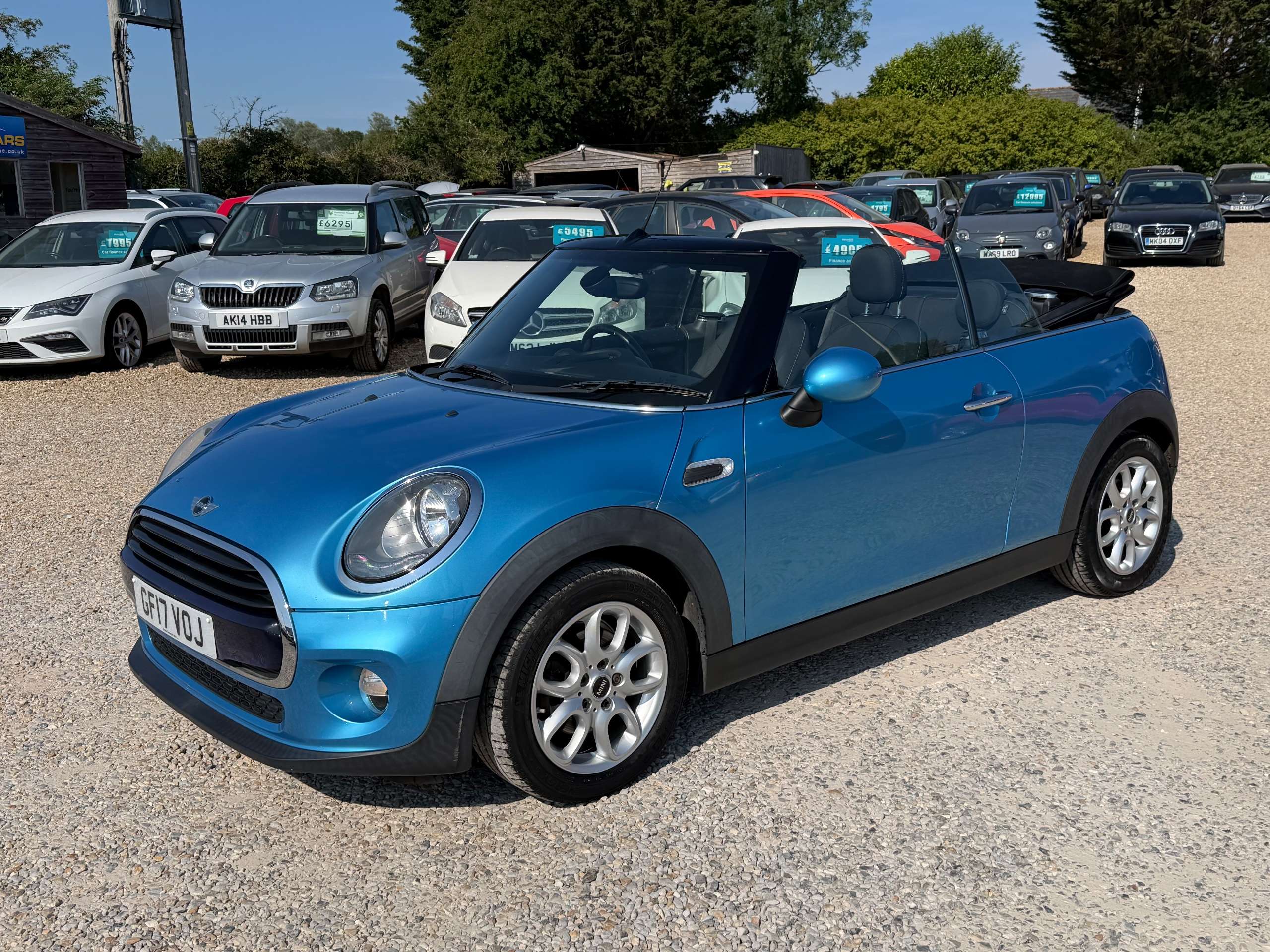 2017 MINI CONVERTIBLE 2017 MINI CONVERTIBLE