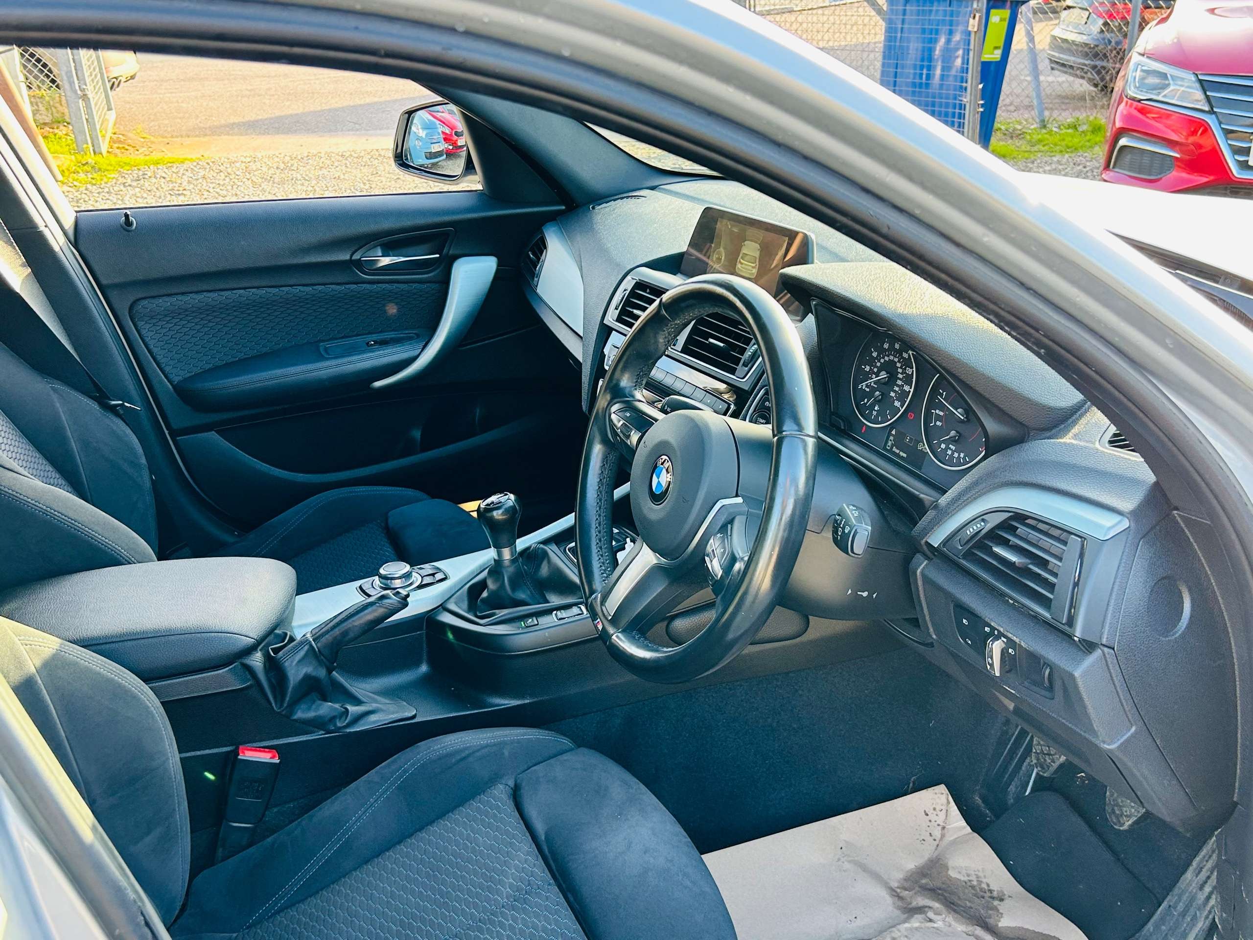 A 2016 BMW 1 SERIES 1.6 120i M Sport Hatchback 5dr Petrol Manual Euro 6 (s/s) (177 ps) A 2016 BMW 1 SERIES 1.6 120i M Sport Hatchback 5dr Petrol Manual Euro 6 (s/s) (177 ps)