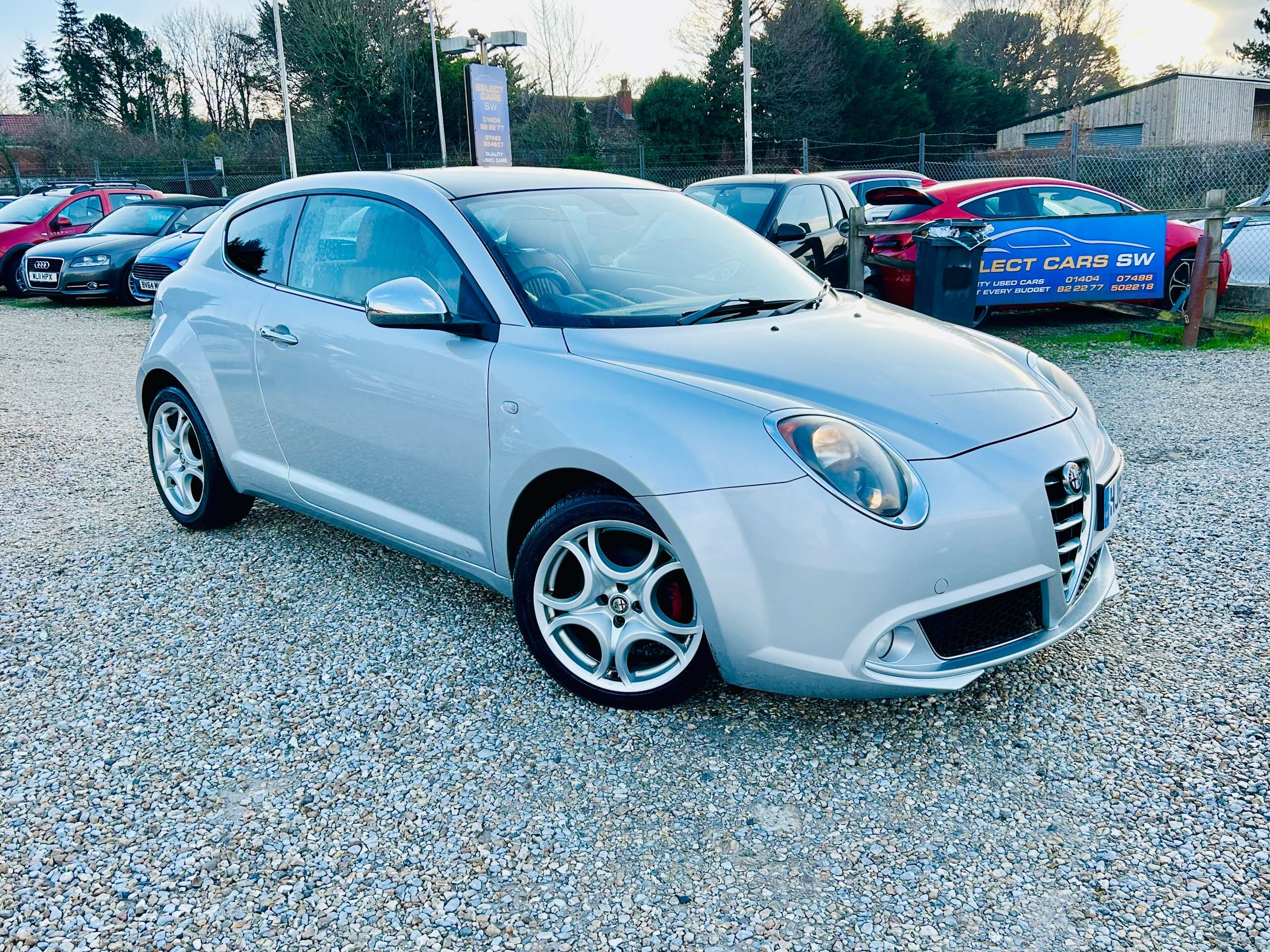 A 2013 ALFA ROMEO MITO 1.3 JTDM-2 Distinctive Hatchback 3dr Diesel Manual Euro 5 (s/s) (85 bhp) A 2013 ALFA ROMEO MITO 1.3 JTDM-2 Distinctive Hatchback 3dr Diesel Manual Euro 5 (s/s) (85 bhp)