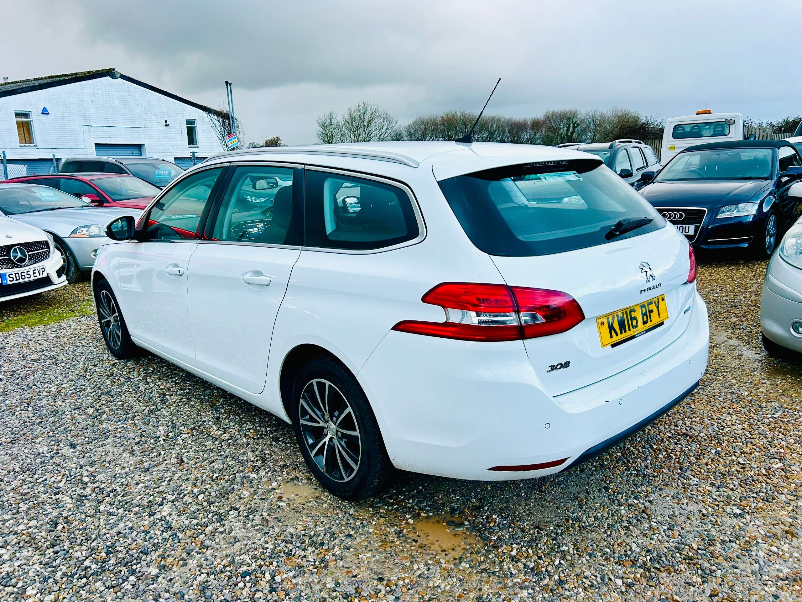 2016 PEUGEOT 308 SW 2016 PEUGEOT 308 SW