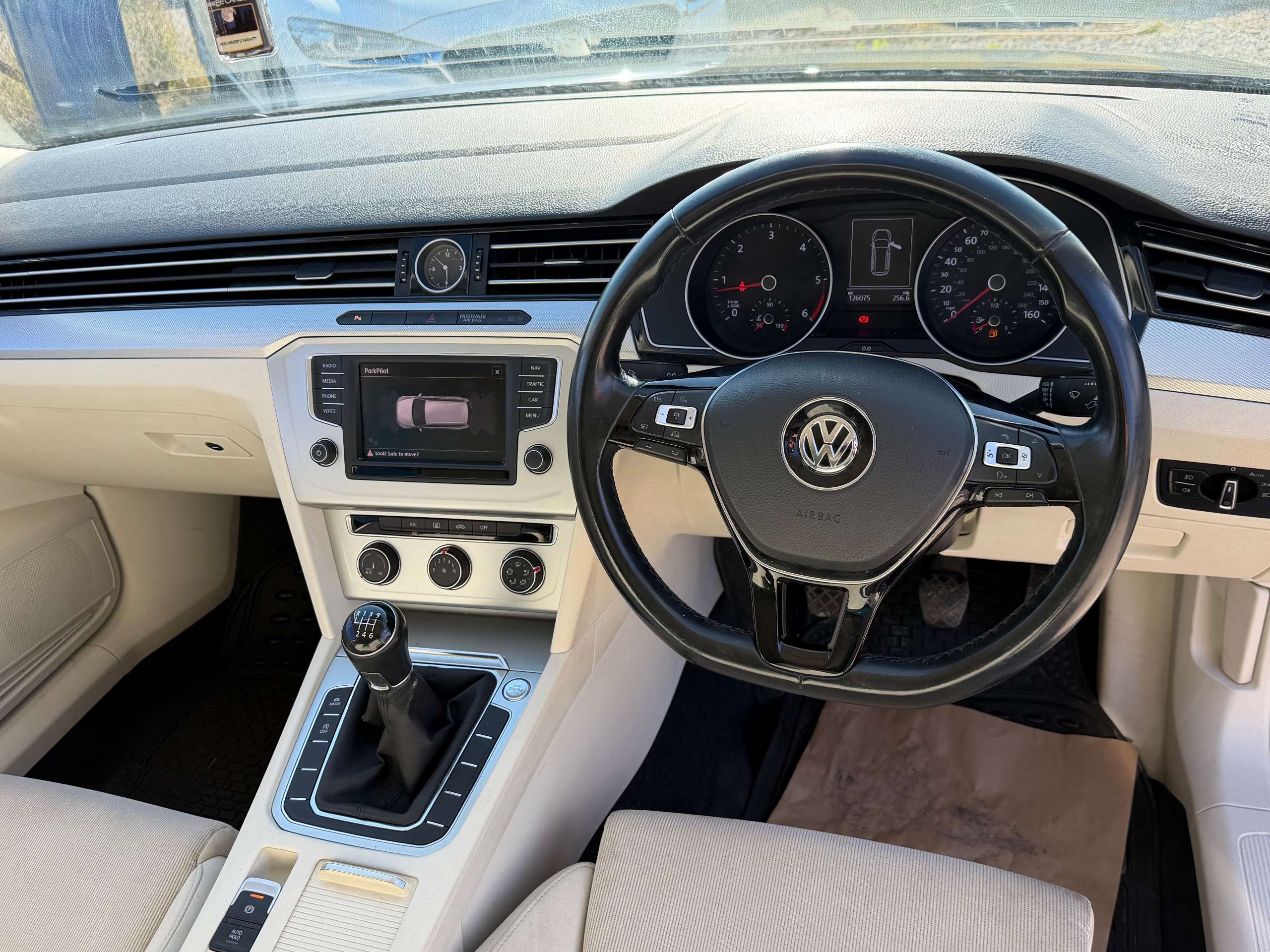 2015 VOLKSWAGEN PASSAT 2015 VOLKSWAGEN PASSAT