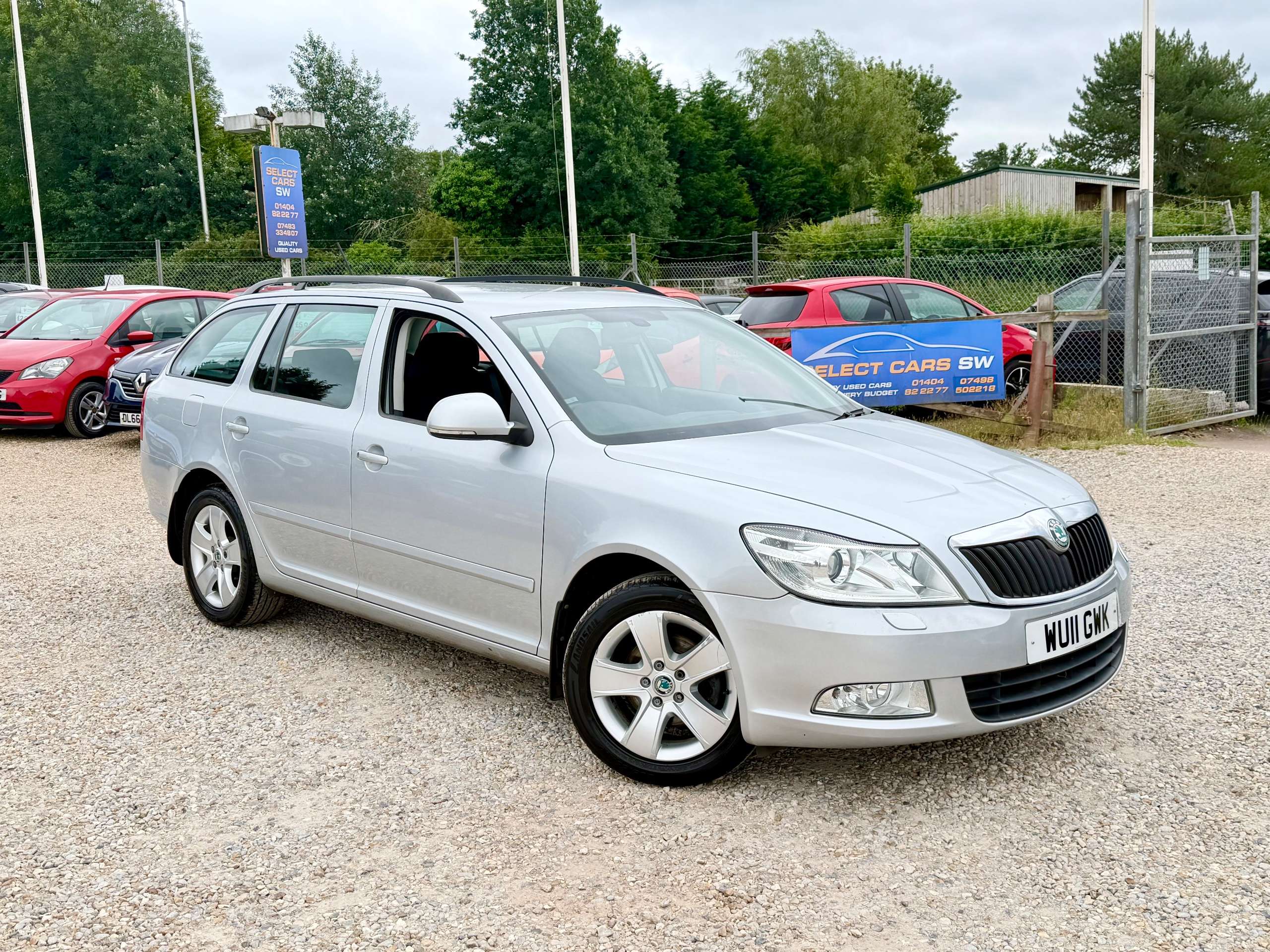 A 2011 SKODA OCTAVIA 1.4 TSI Elegance Estate 5dr Petrol Manual Euro 5 (122 ps) A 2011 SKODA OCTAVIA 1.4 TSI Elegance Estate 5dr Petrol Manual Euro 5 (122 ps)