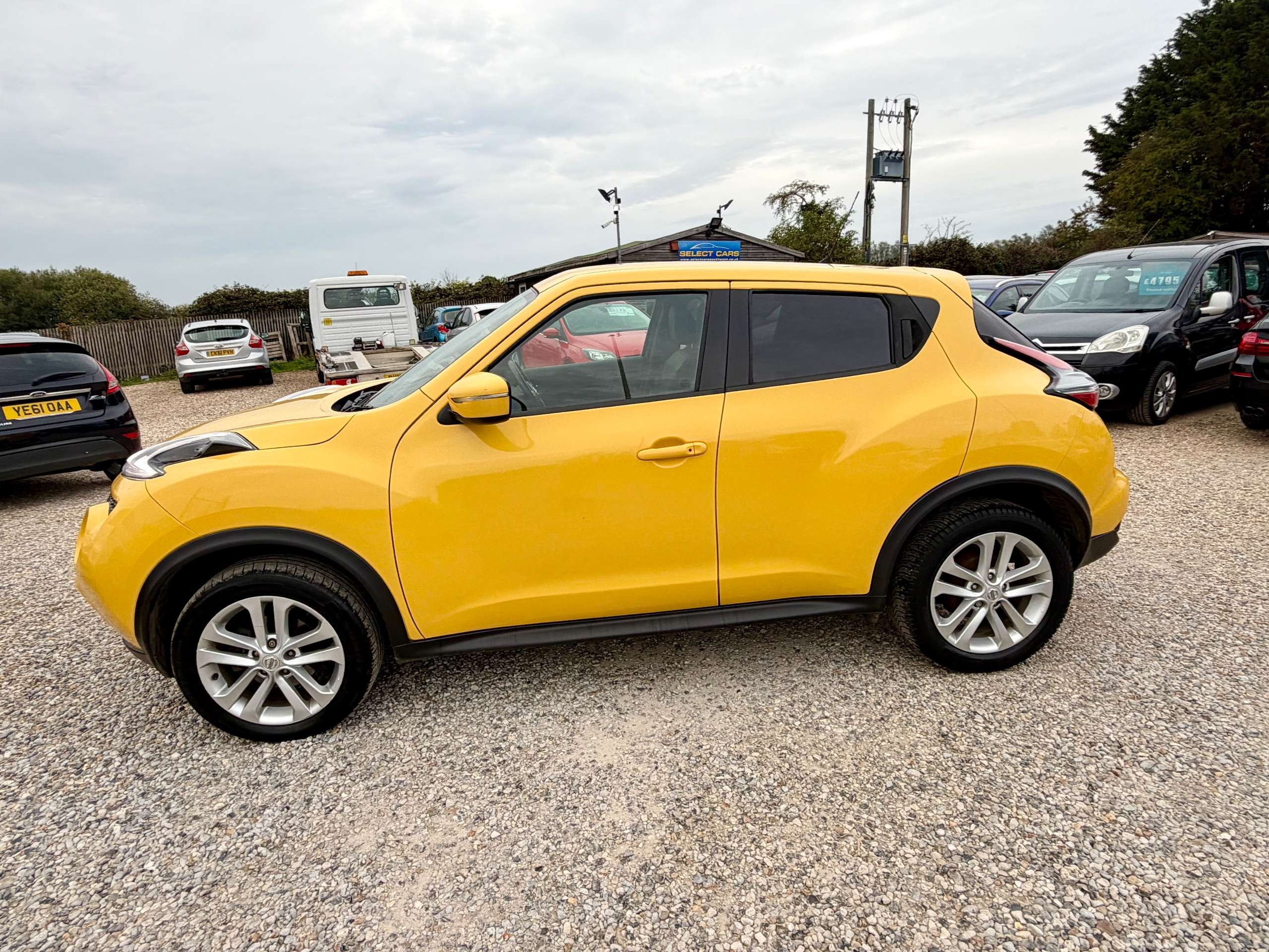2017 NISSAN JUKE 2017 NISSAN JUKE