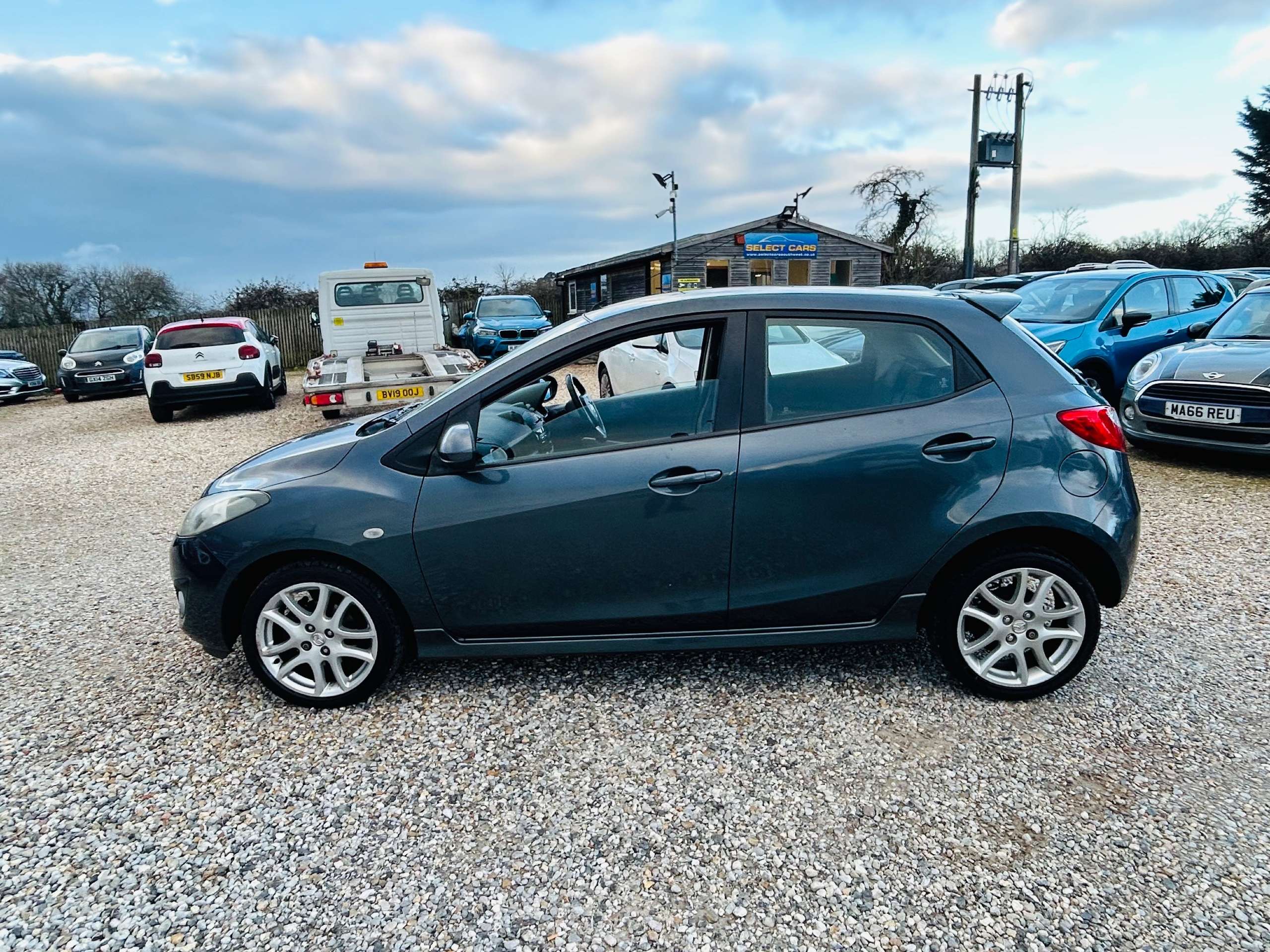 2011 MAZDA MAZDA2 2011 MAZDA MAZDA2