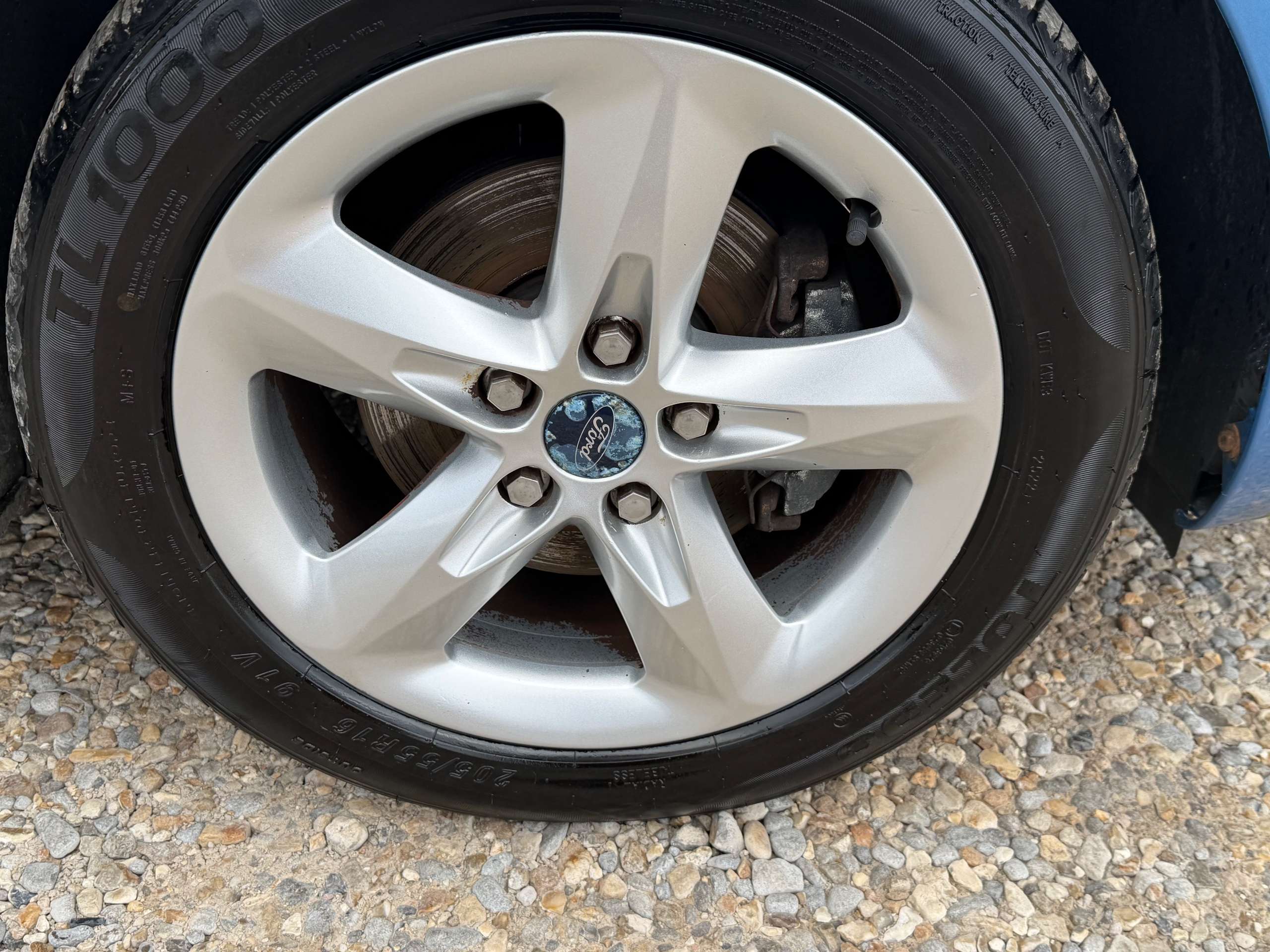 A 2009 FORD FOCUS 1.6 Zetec Hatchback 5dr Petrol Manual (161 g/km, 99 bhp) A 2009 FORD FOCUS 1.6 Zetec Hatchback 5dr Petrol Manual (161 g/km, 99 bhp)