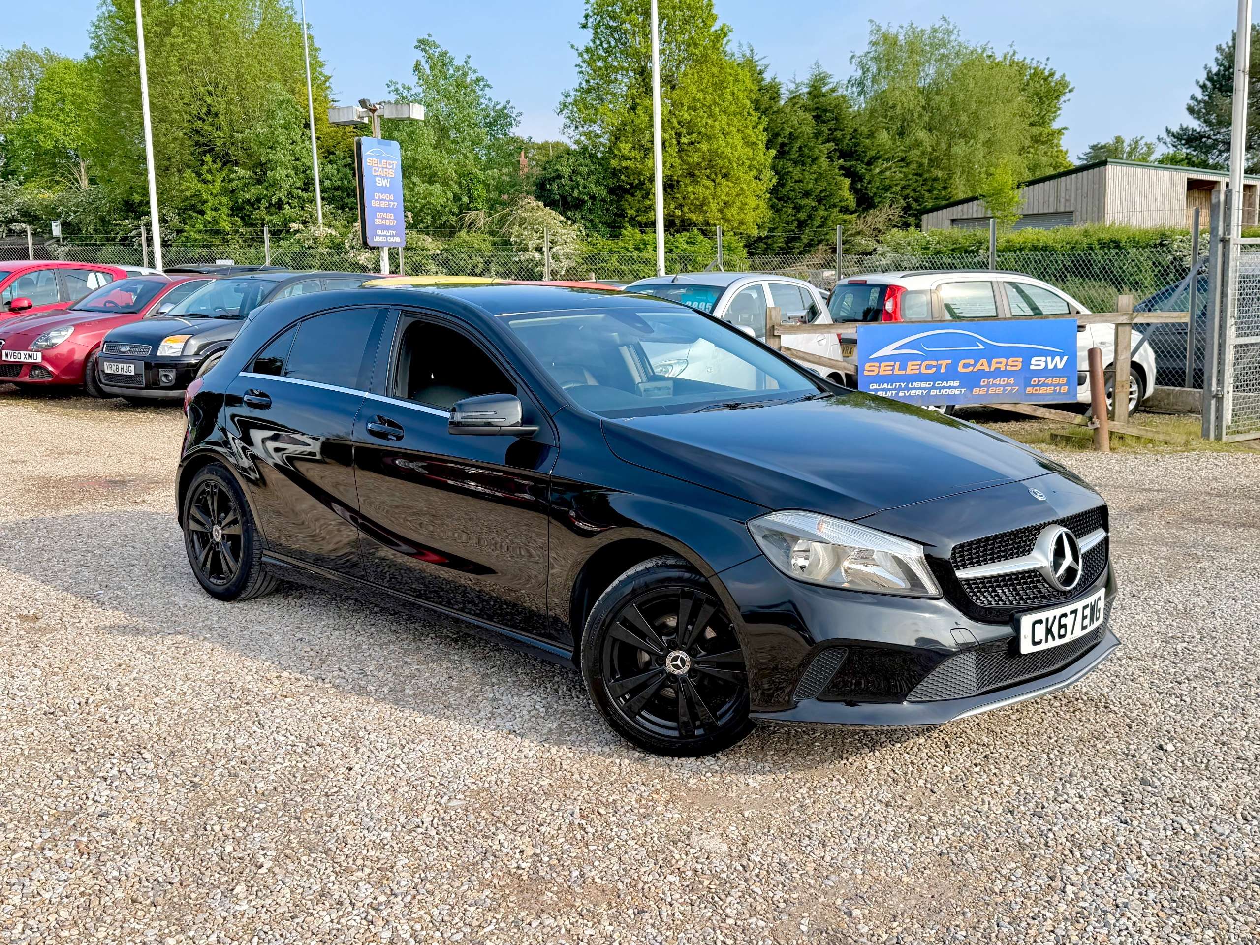 A 2017 MERCEDES-BENZ A CLASS 1.5 A180d Sport Hatchback 5dr Diesel Manual Euro 6 (s/s) (109 ps) A 2017 MERCEDES-BENZ A CLASS 1.5 A180d Sport Hatchback 5dr Diesel Manual Euro 6 (s/s) (109 ps)