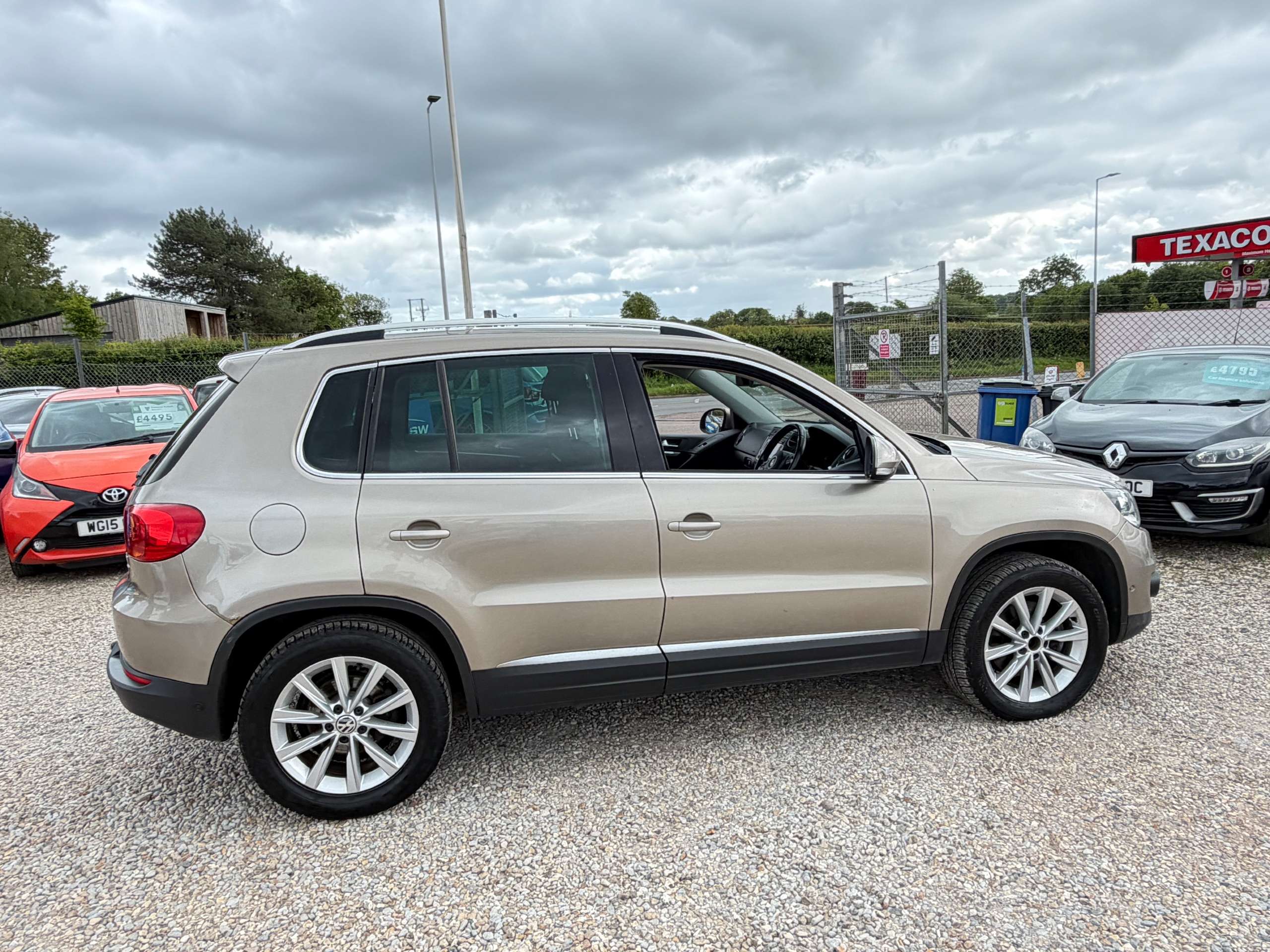 2013 VOLKSWAGEN TIGUAN 2013 VOLKSWAGEN TIGUAN