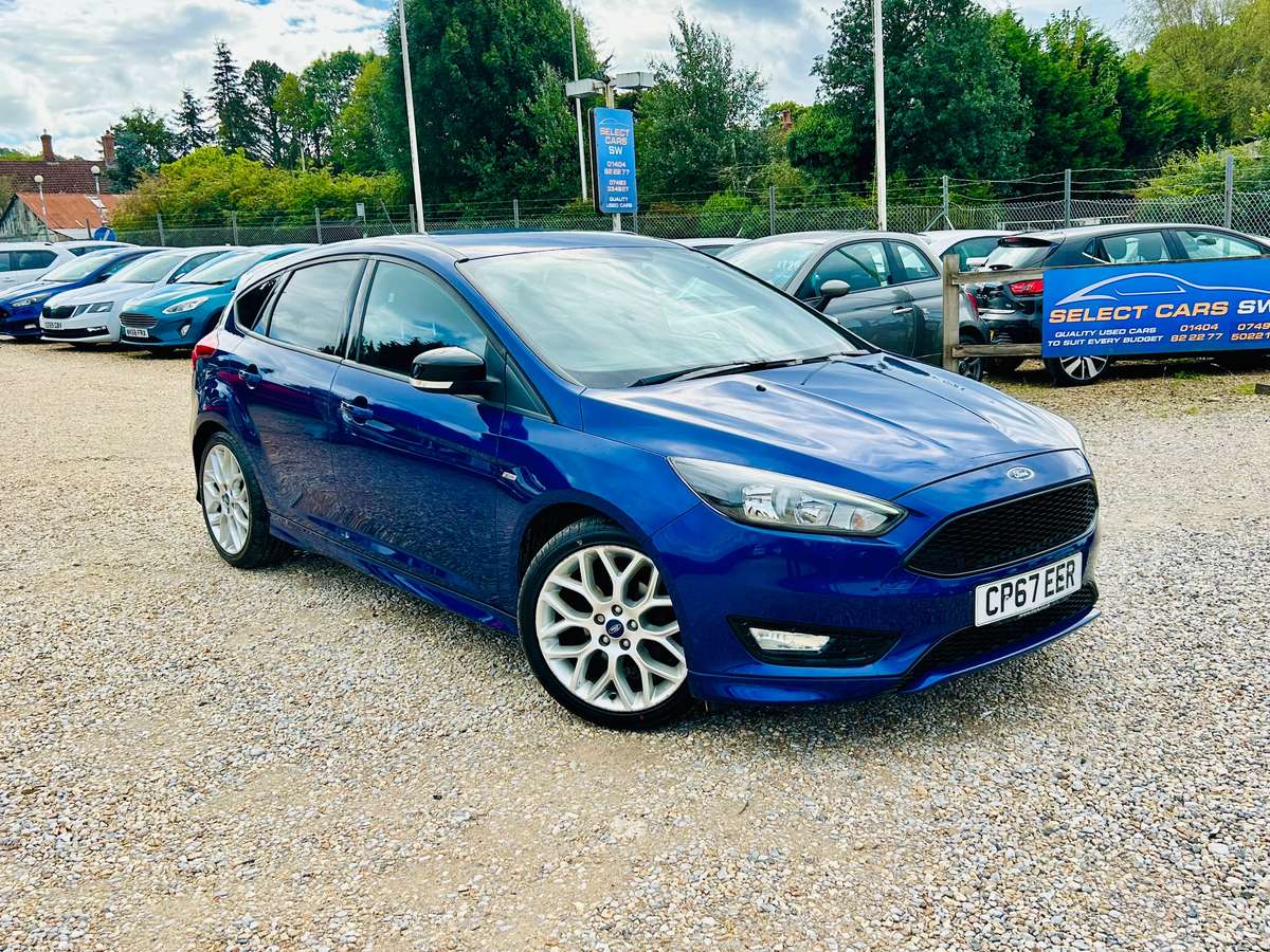 Check out this Ford Focus 2017 Petrol Manual